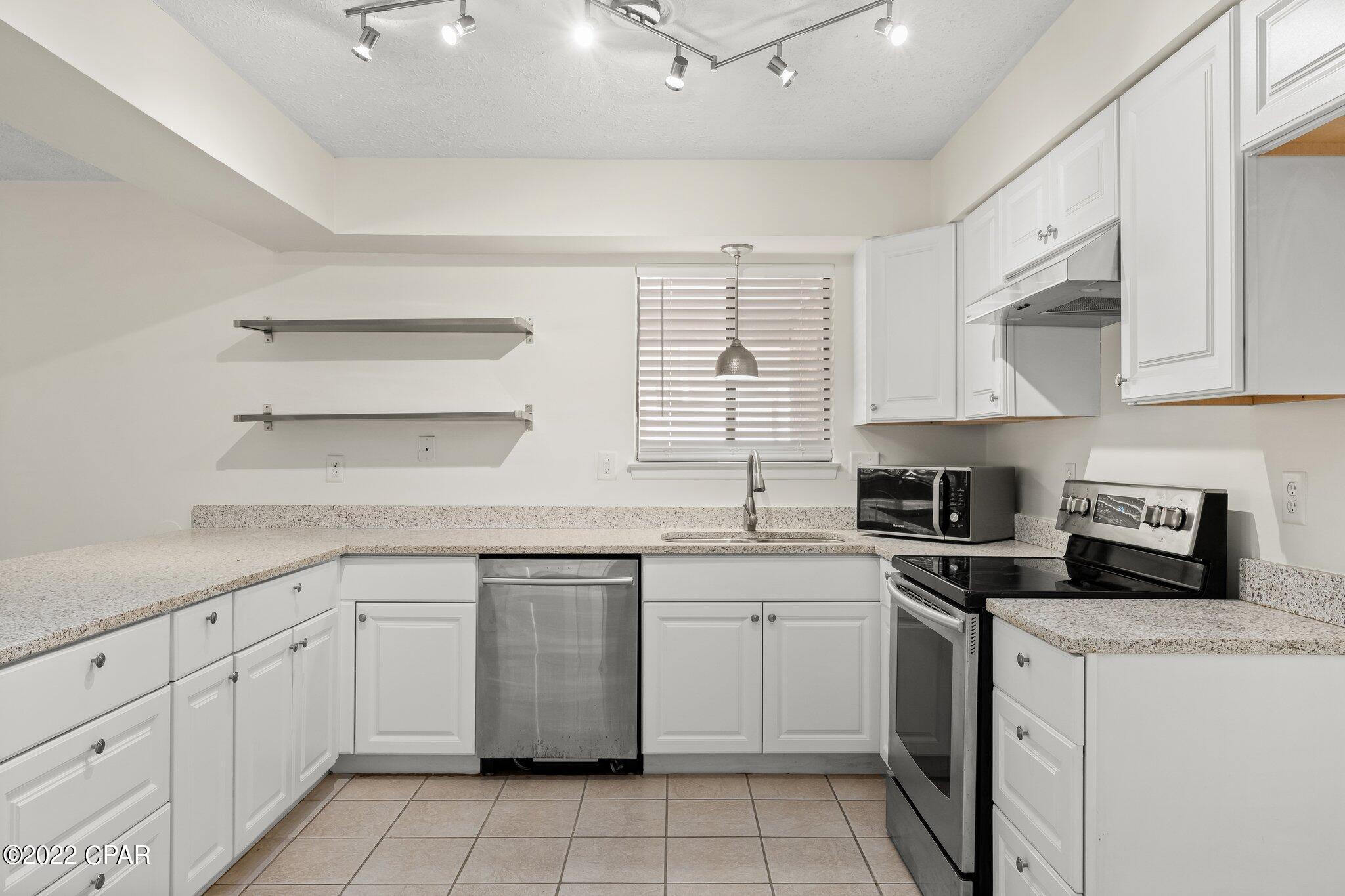 Holiday Beach Unit 13 - Residential