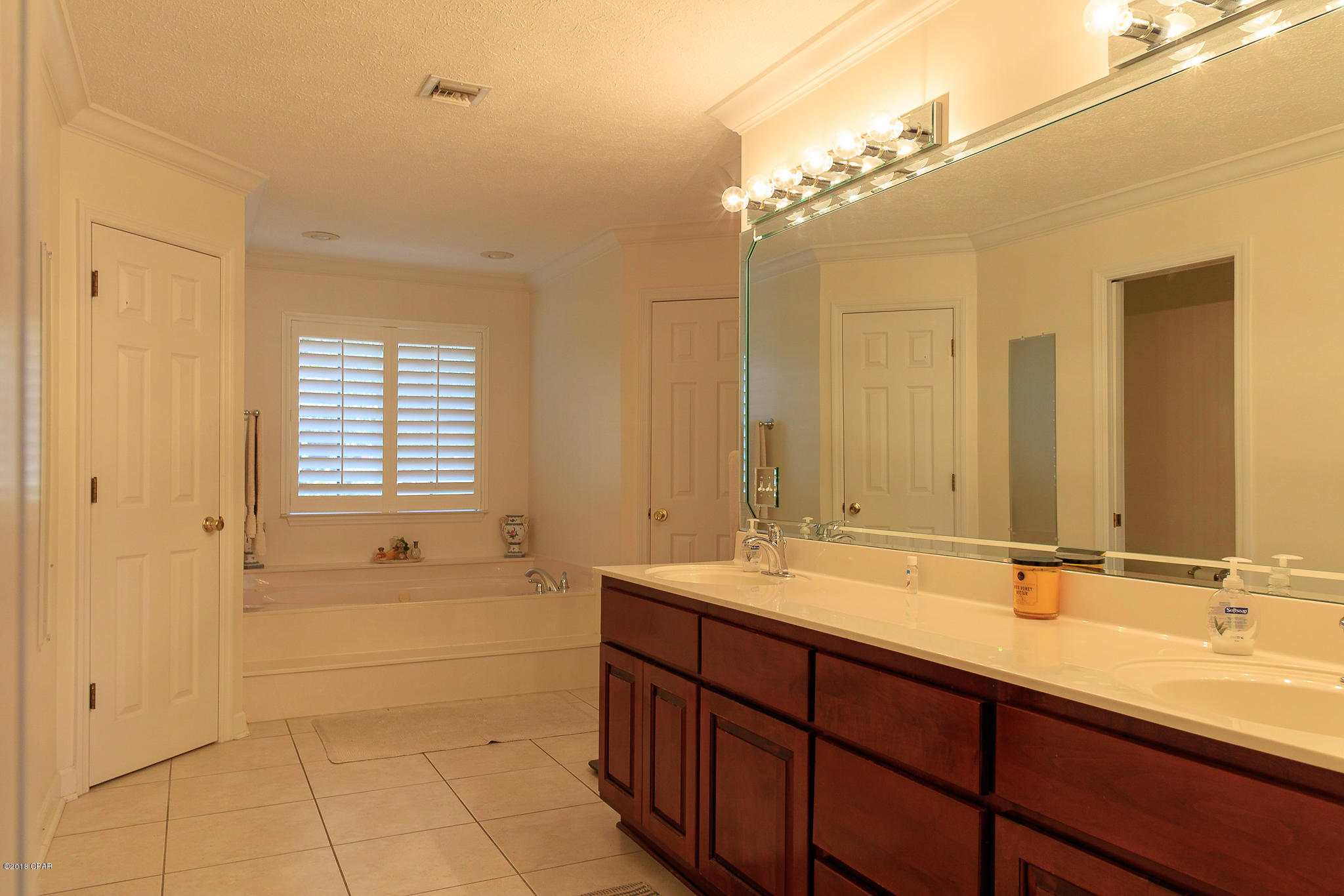 Country Club Harbour Estates - Residential