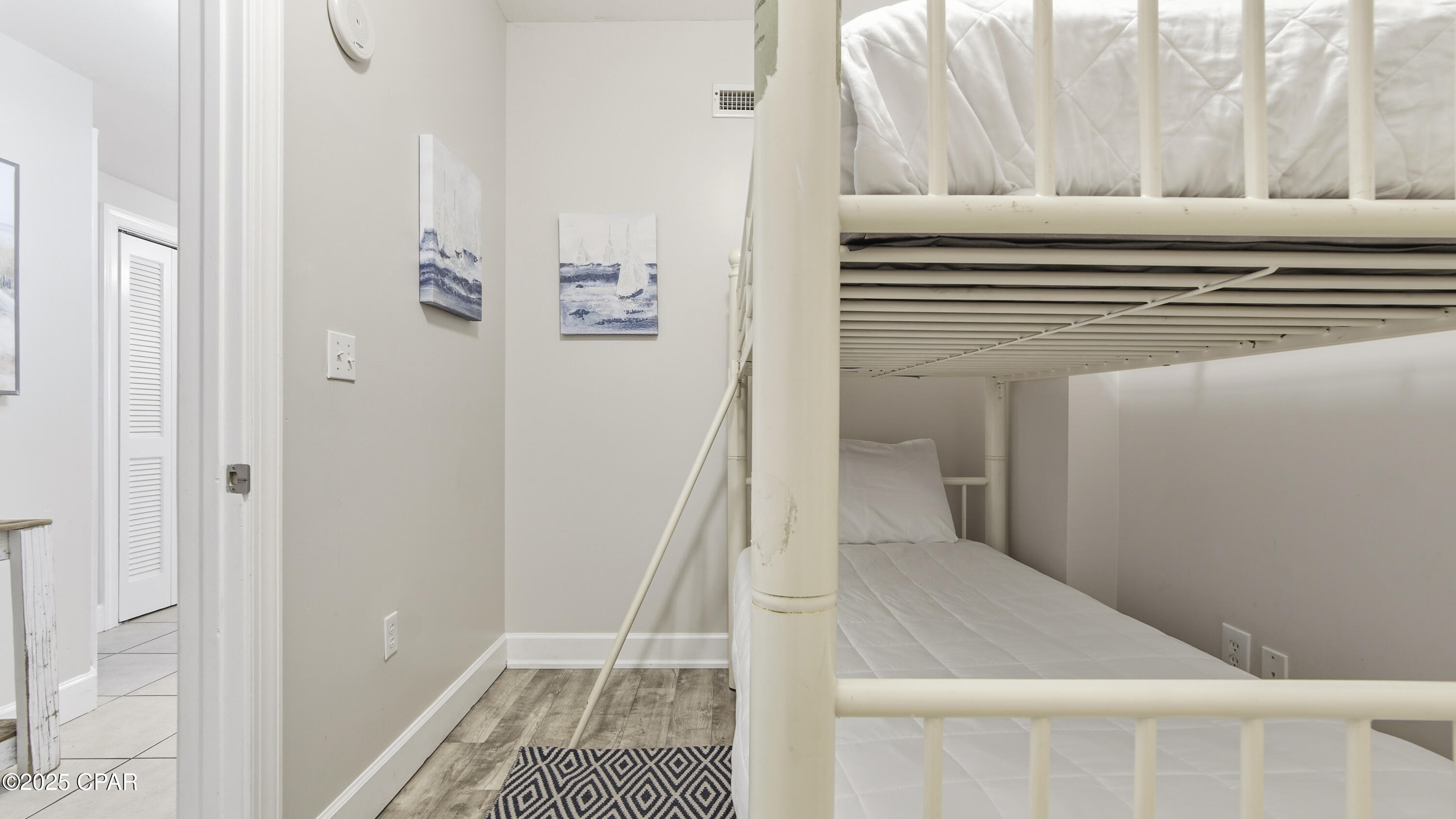 Sunrise Beach - Residential