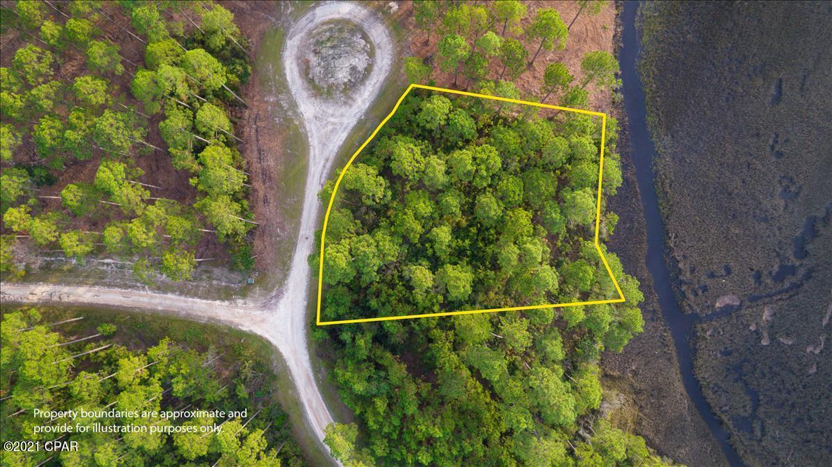 Rivercamps On Crooked Creek - Land