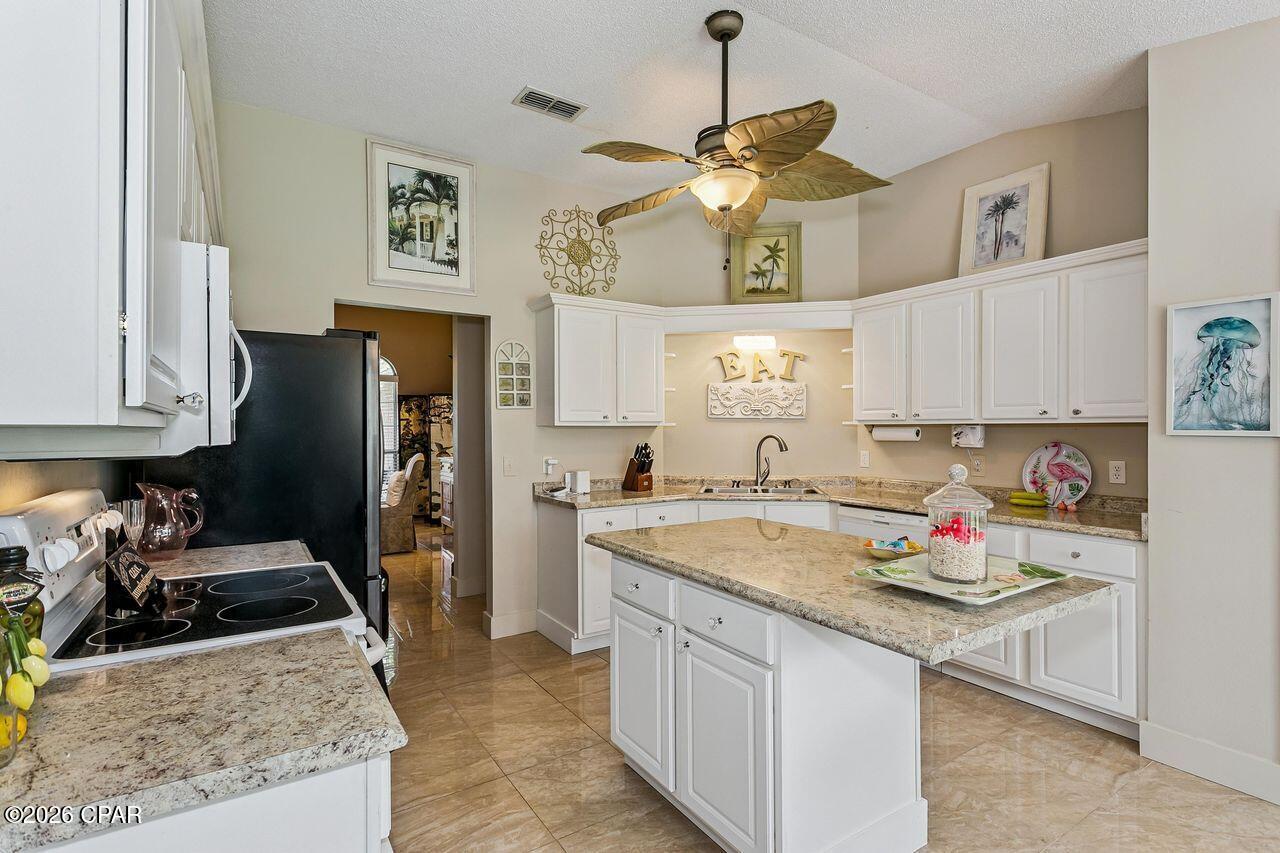 Holly By The Sea - Residential