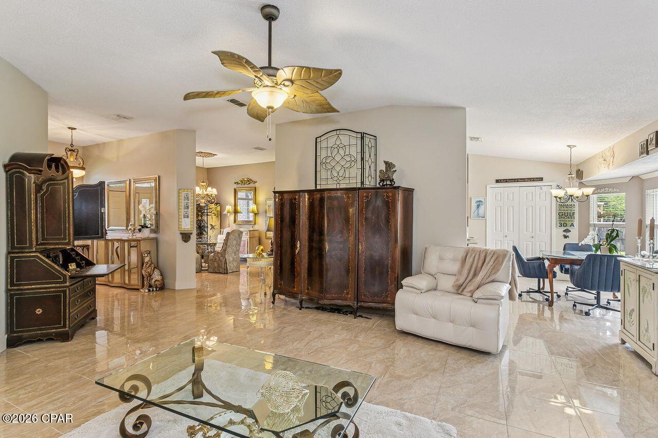 Holly By The Sea - Residential