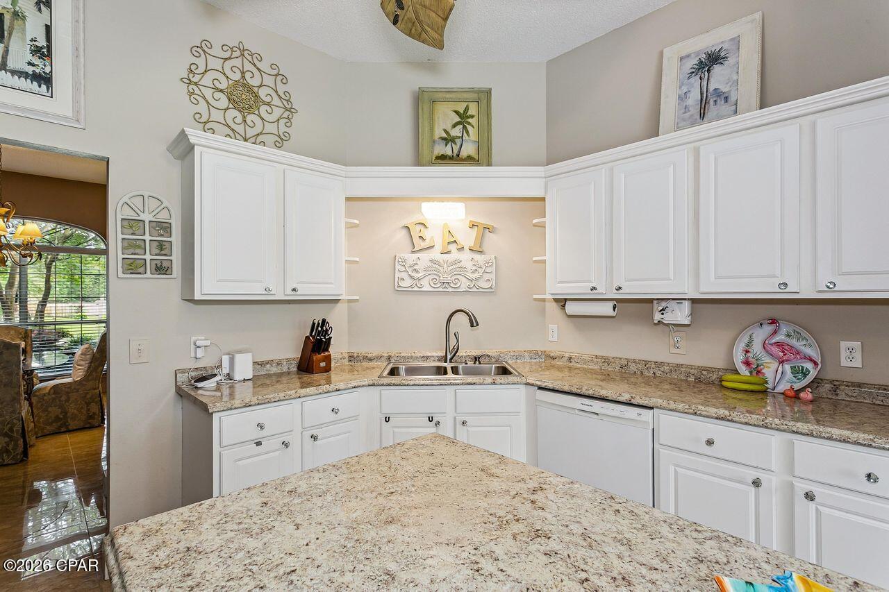 Holly By The Sea - Residential