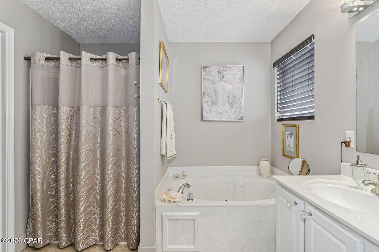 Holly By The Sea - Residential