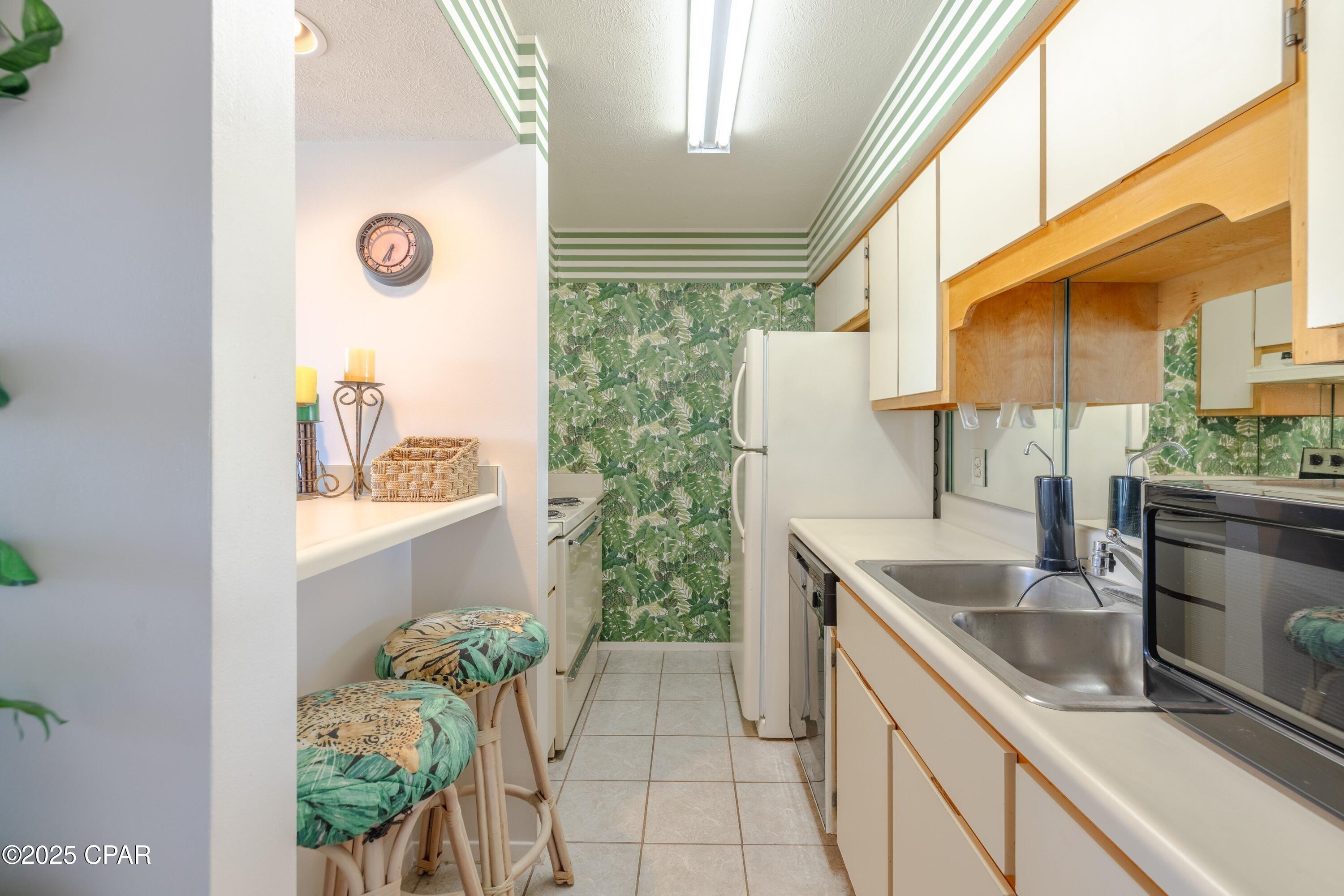 Endless Summer II - Residential