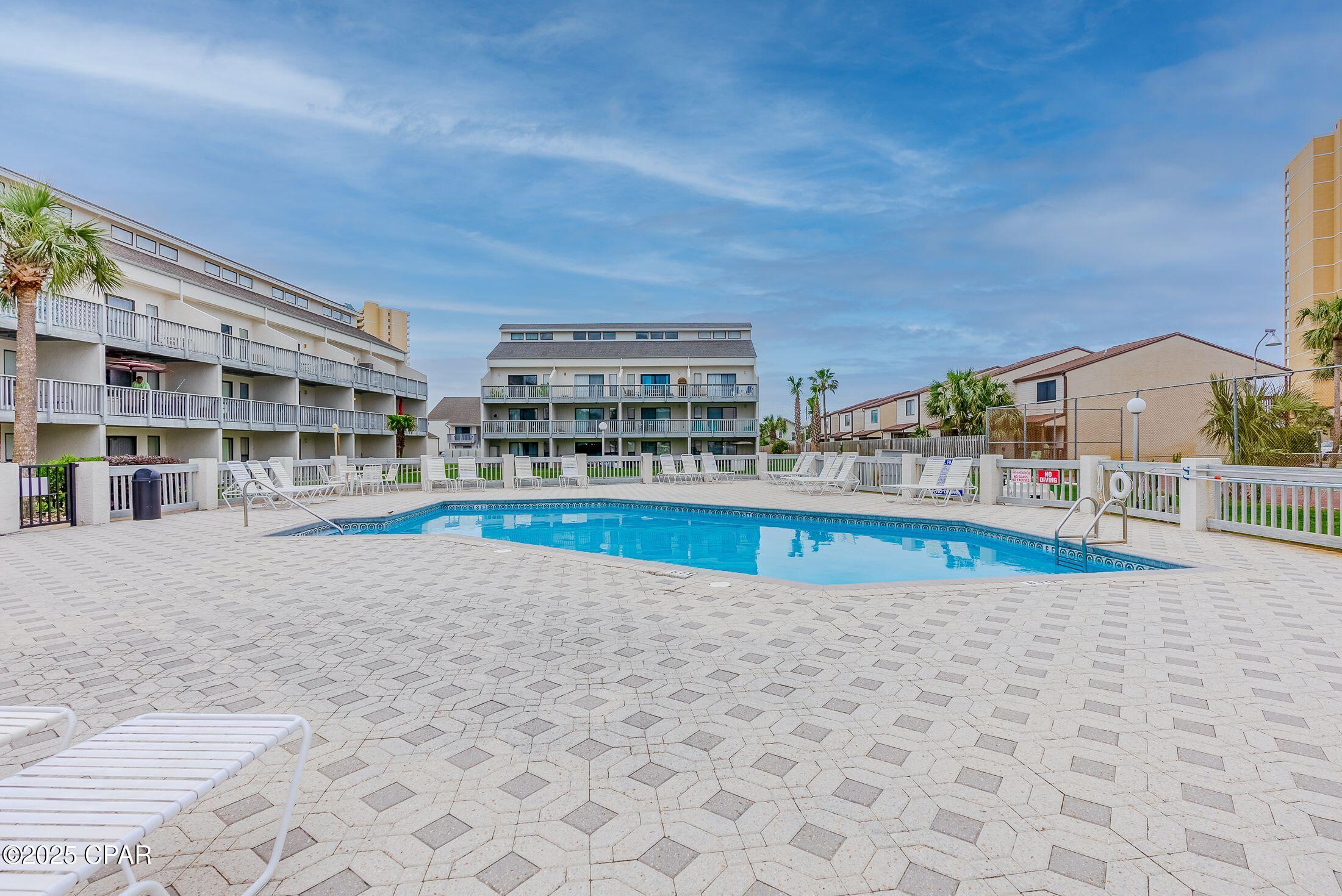 Endless Summer II - Residential