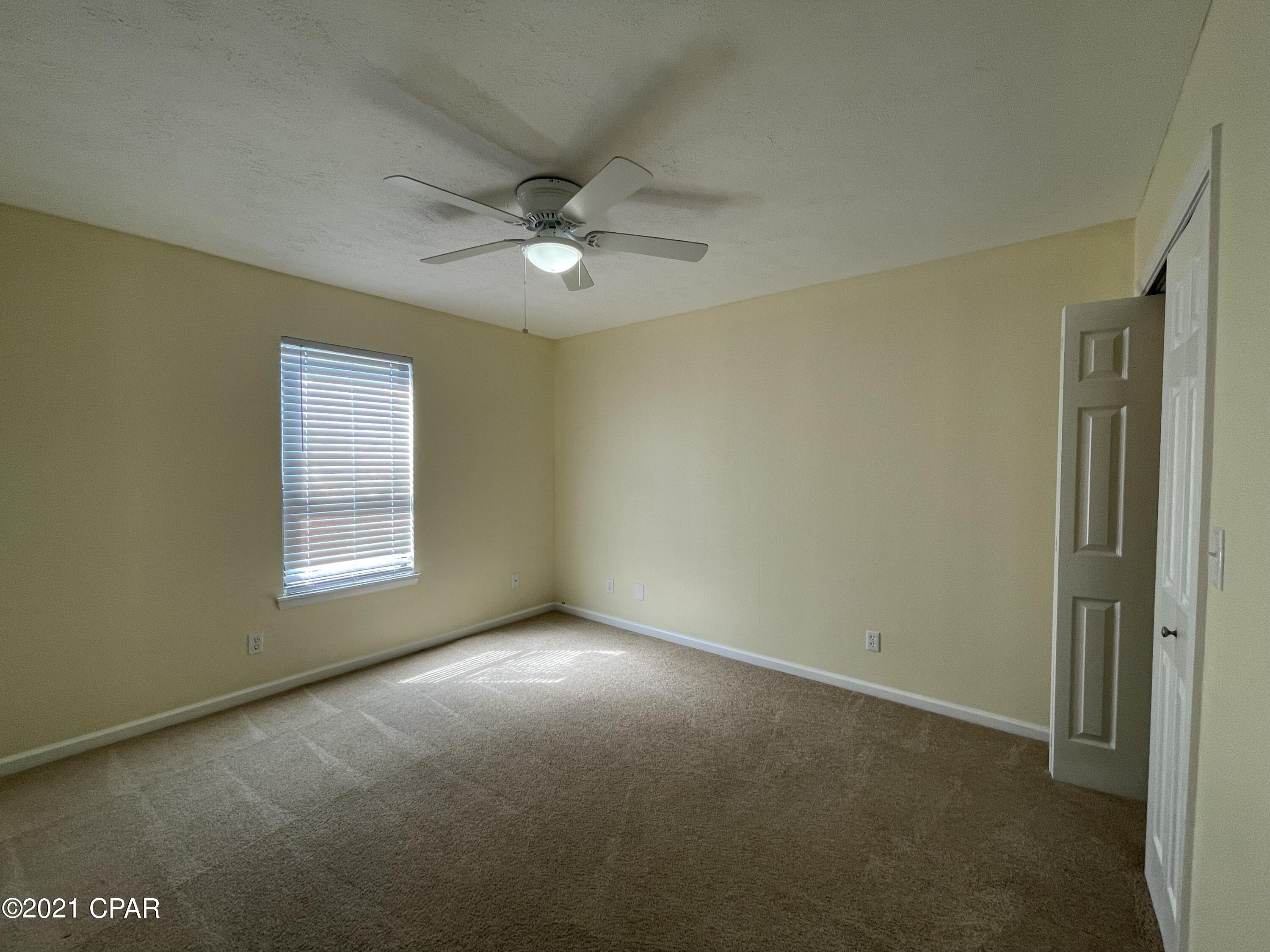 Forest Hills Unit 1 - Residential Lease