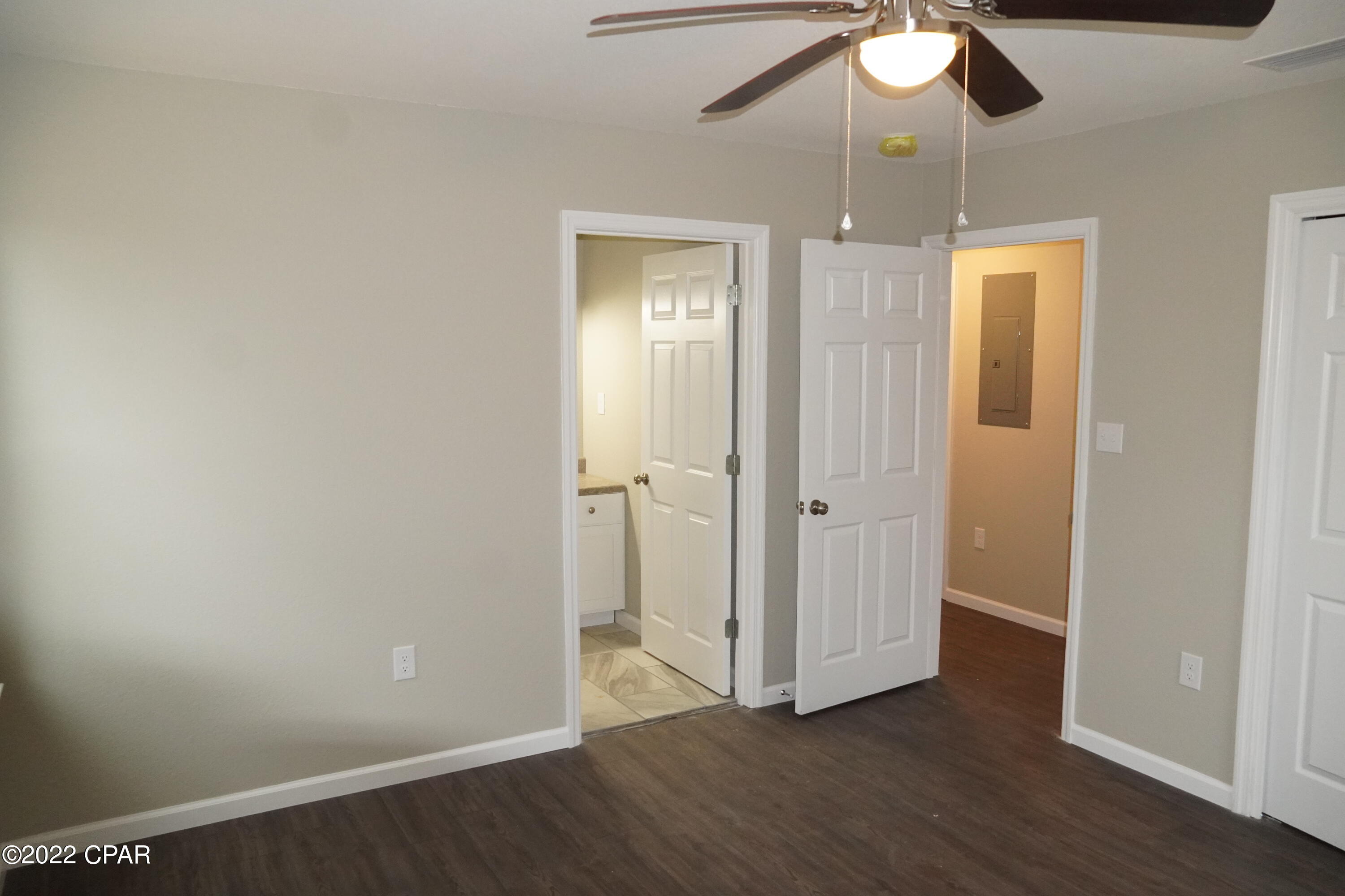 Grand Ridge - Residential