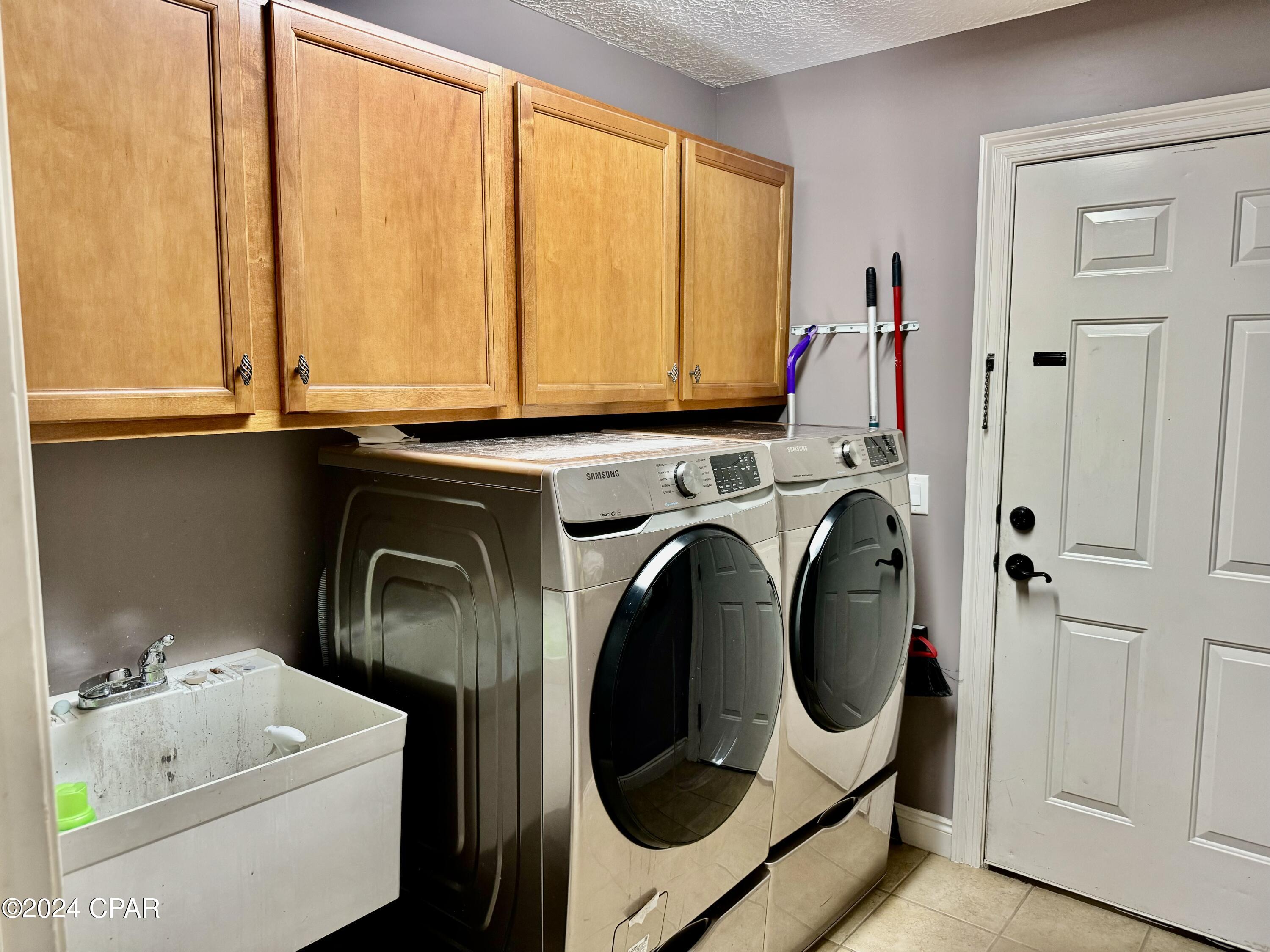 Hammocks Phase V - Residential