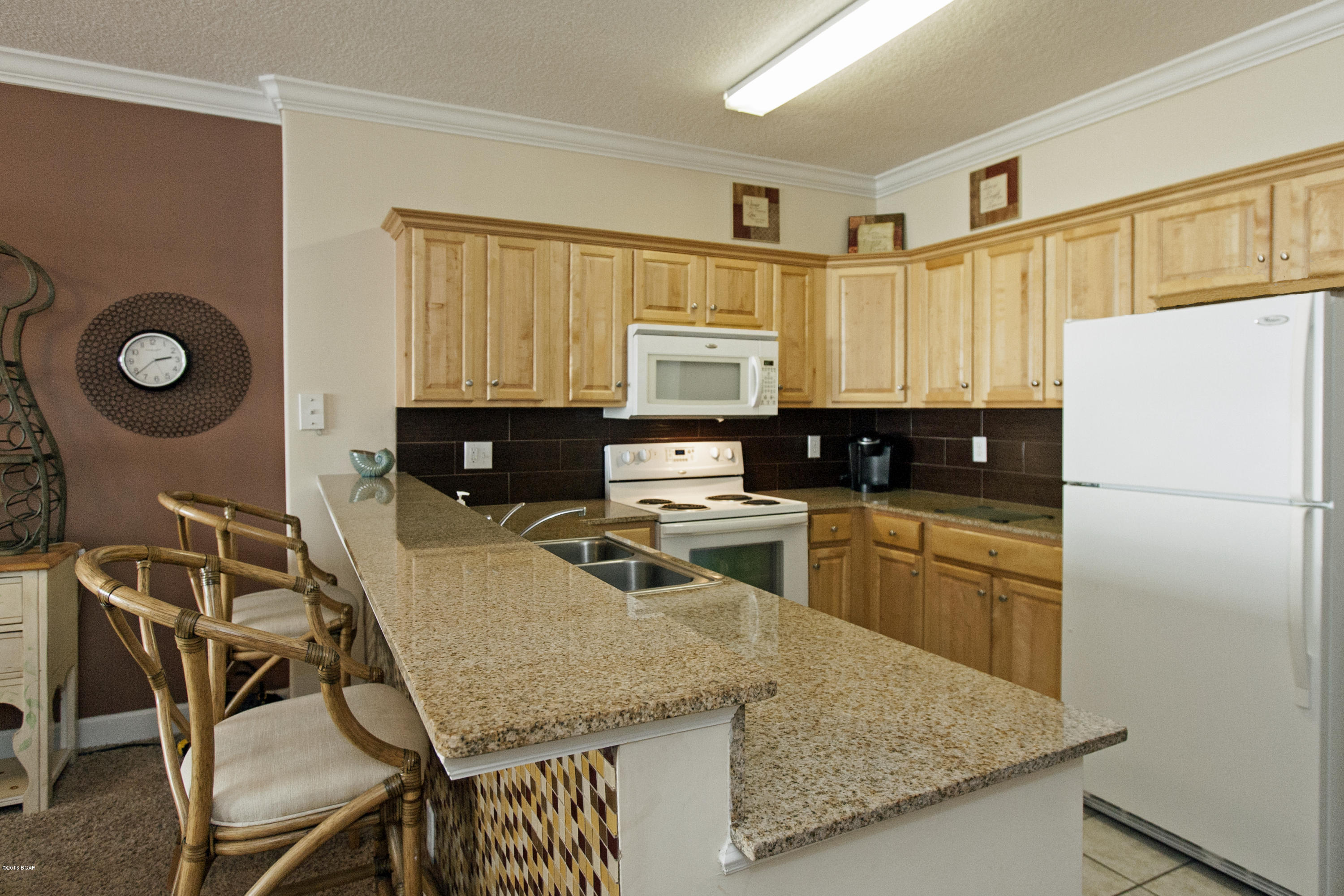 Tropic Winds - Residential