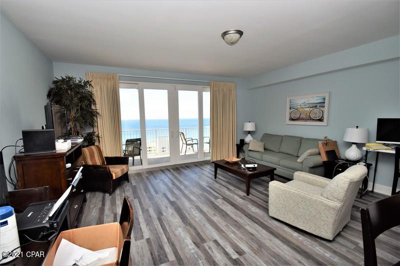 Laketown Wharf Phase II - Residential