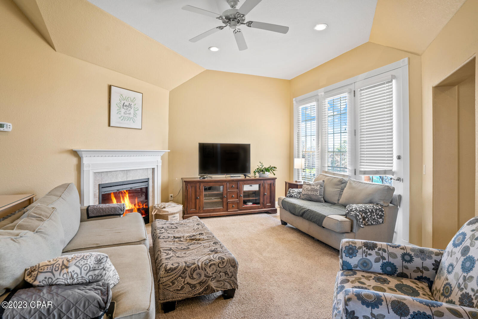 College Point 1st Add - Residential