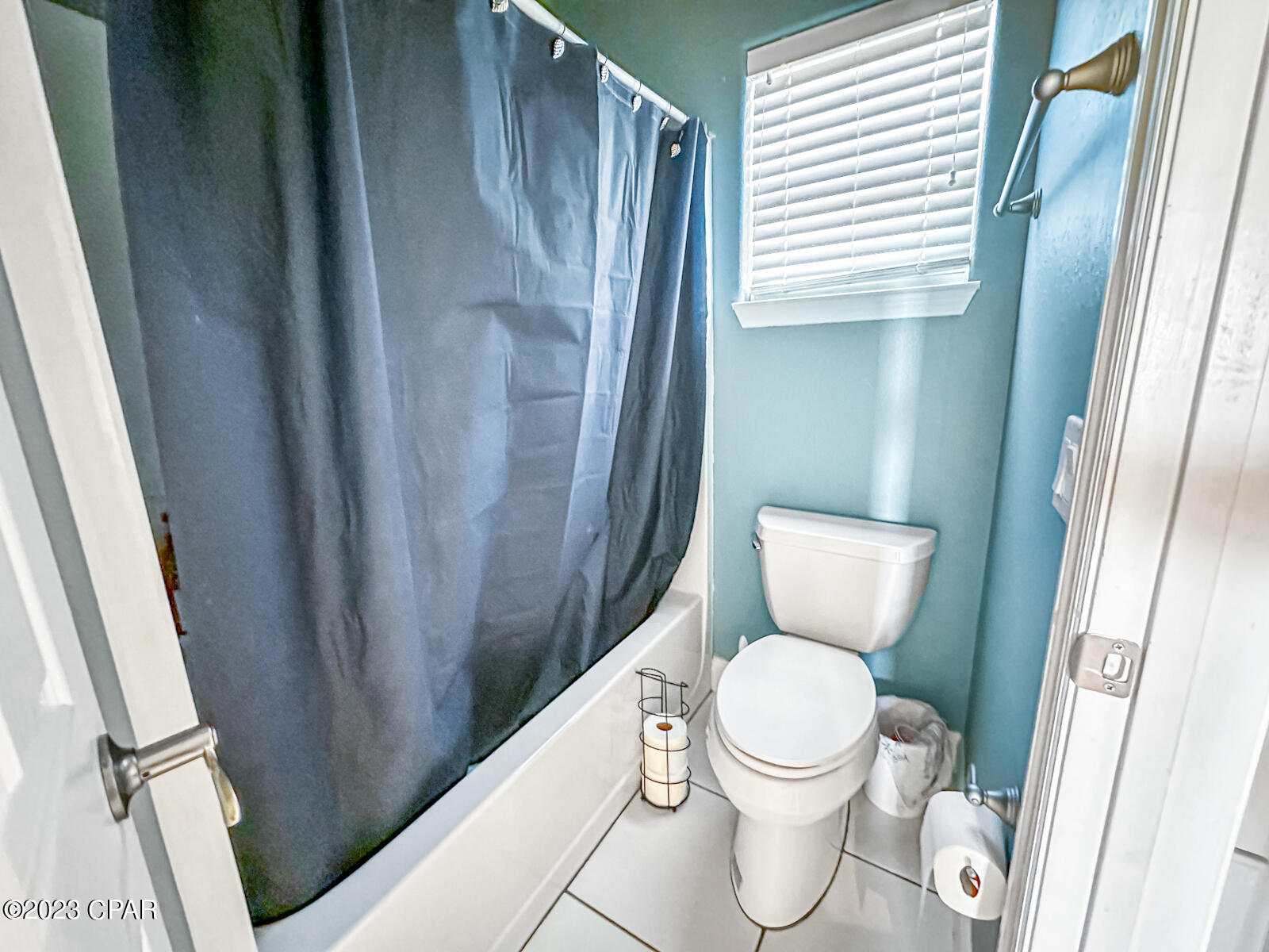 College Point 1st Add - Residential