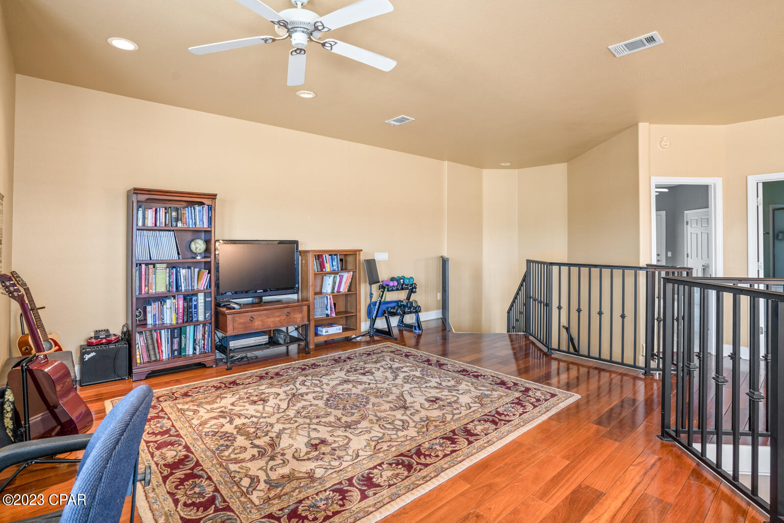 College Point 1st Add - Residential