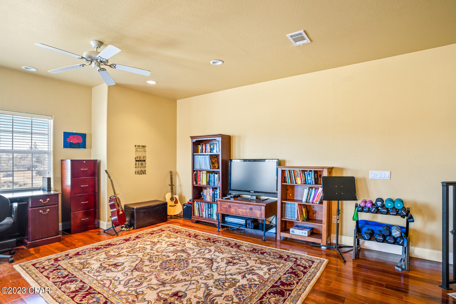 College Point 1st Add - Residential