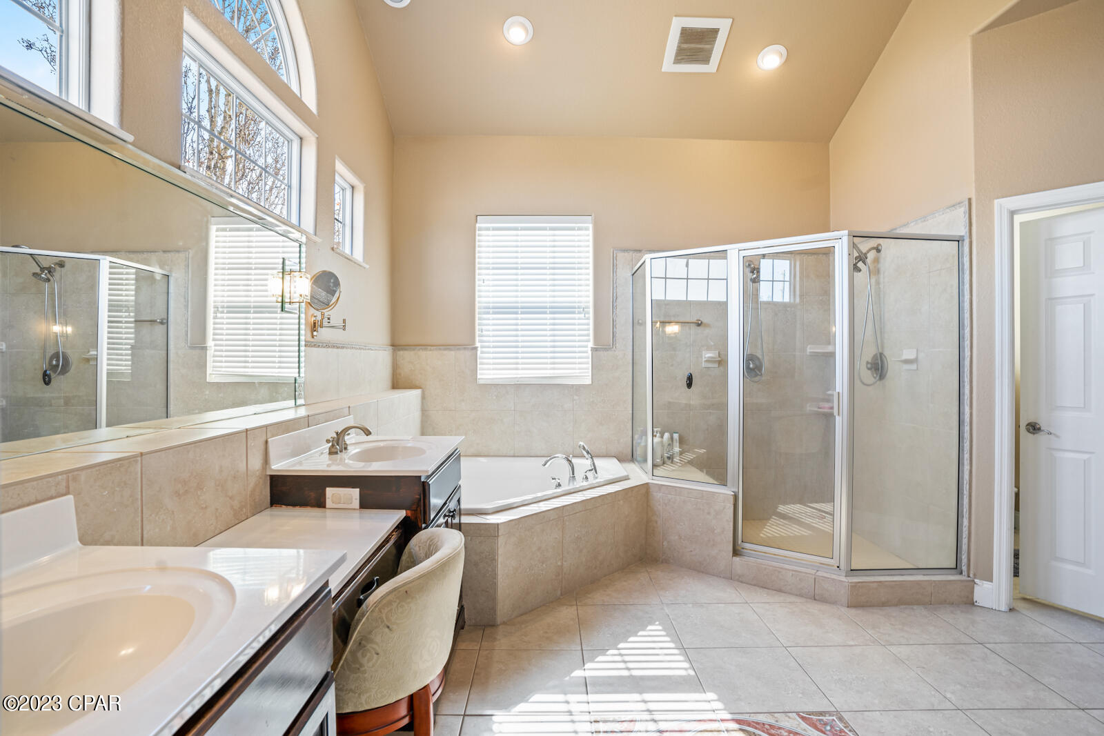 College Point 1st Add - Residential