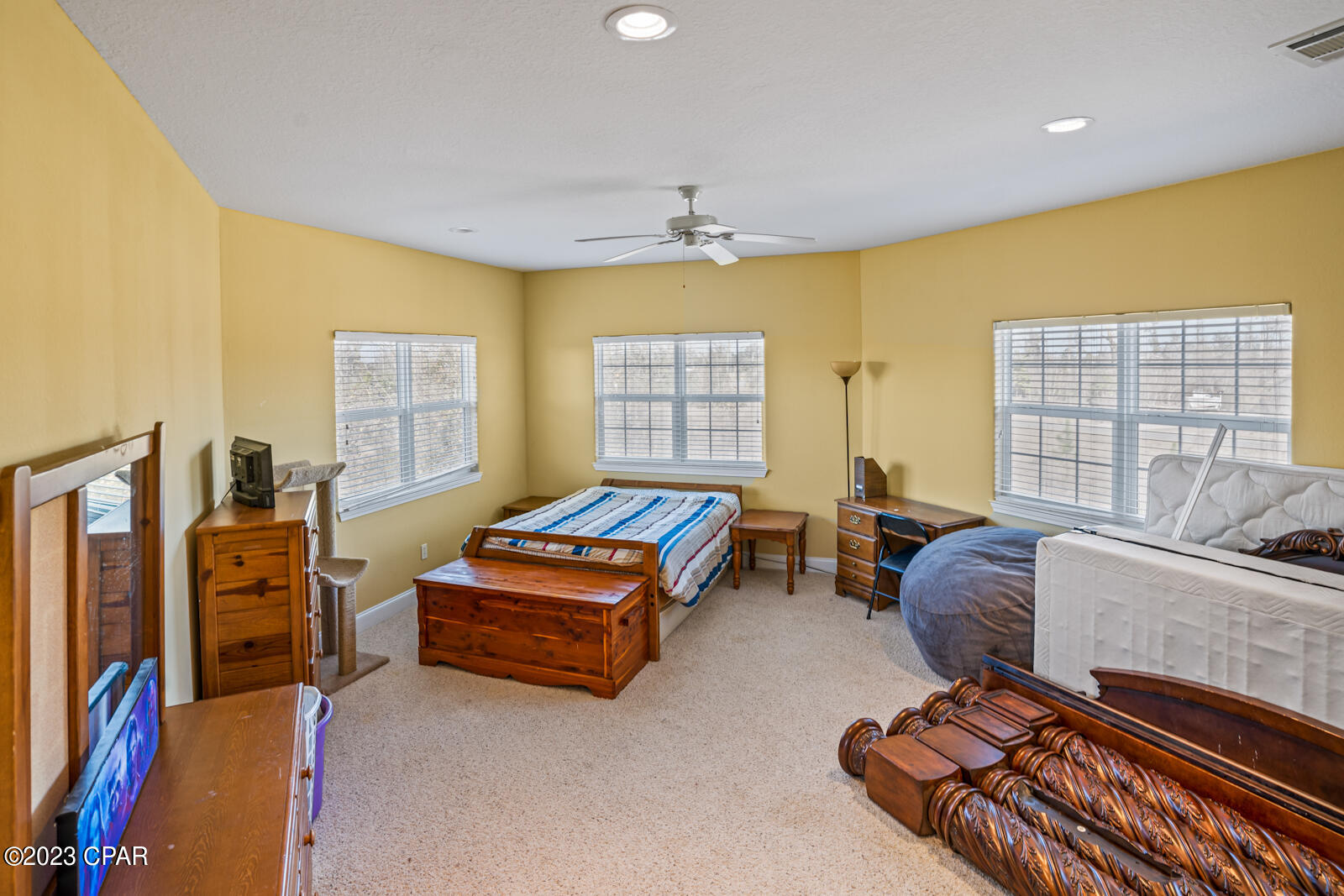 College Point 1st Add - Residential