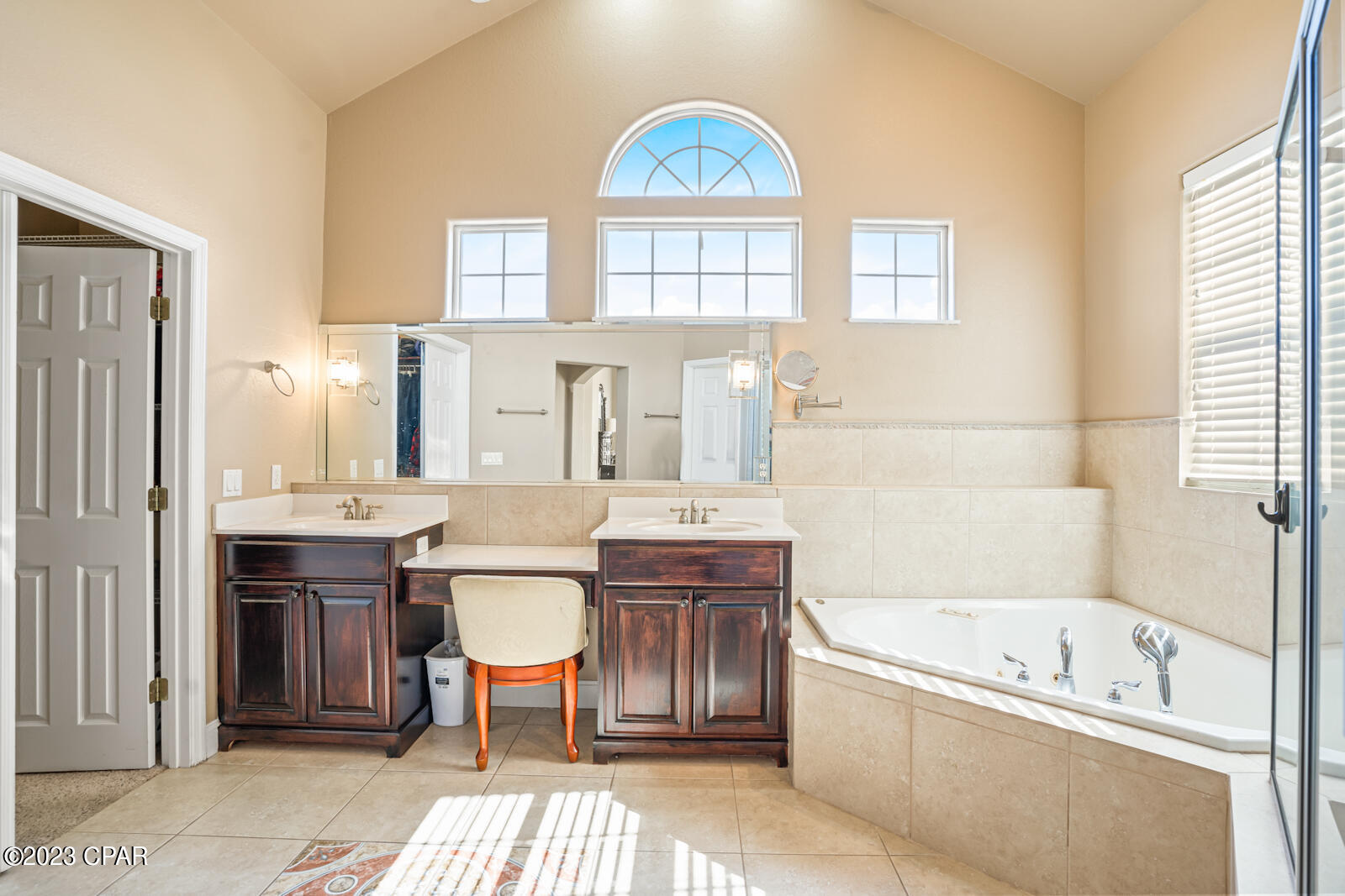 College Point 1st Add - Residential