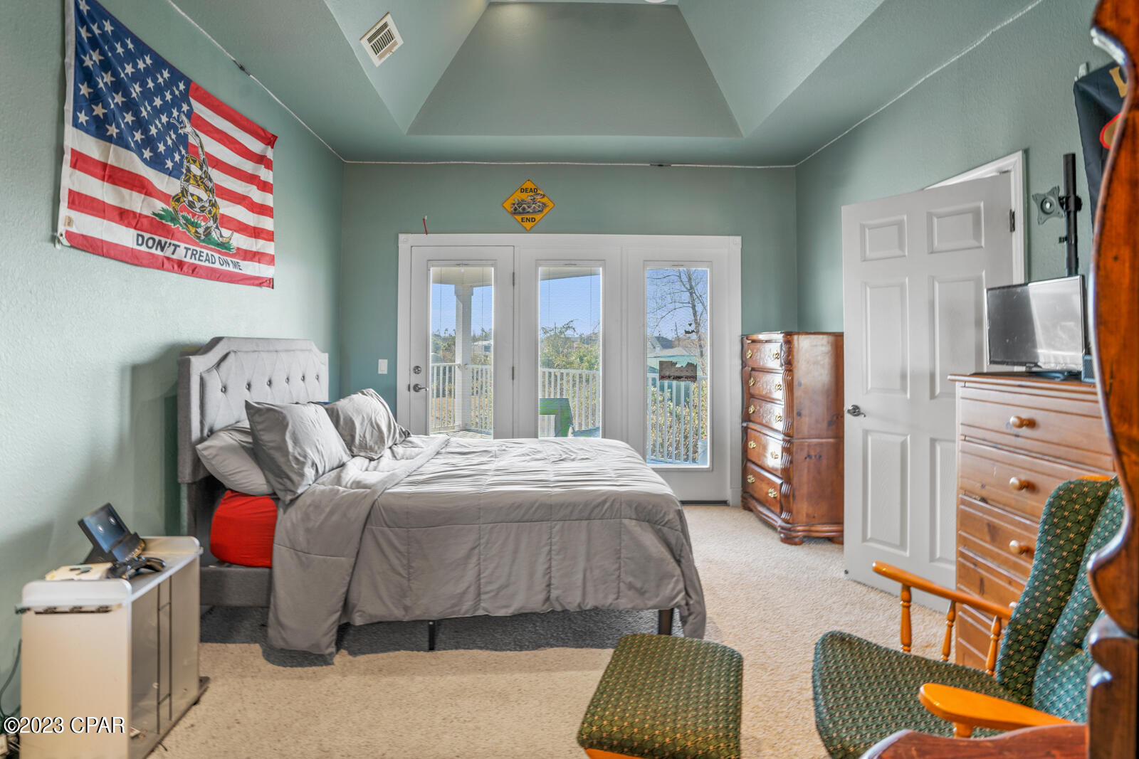 College Point 1st Add - Residential