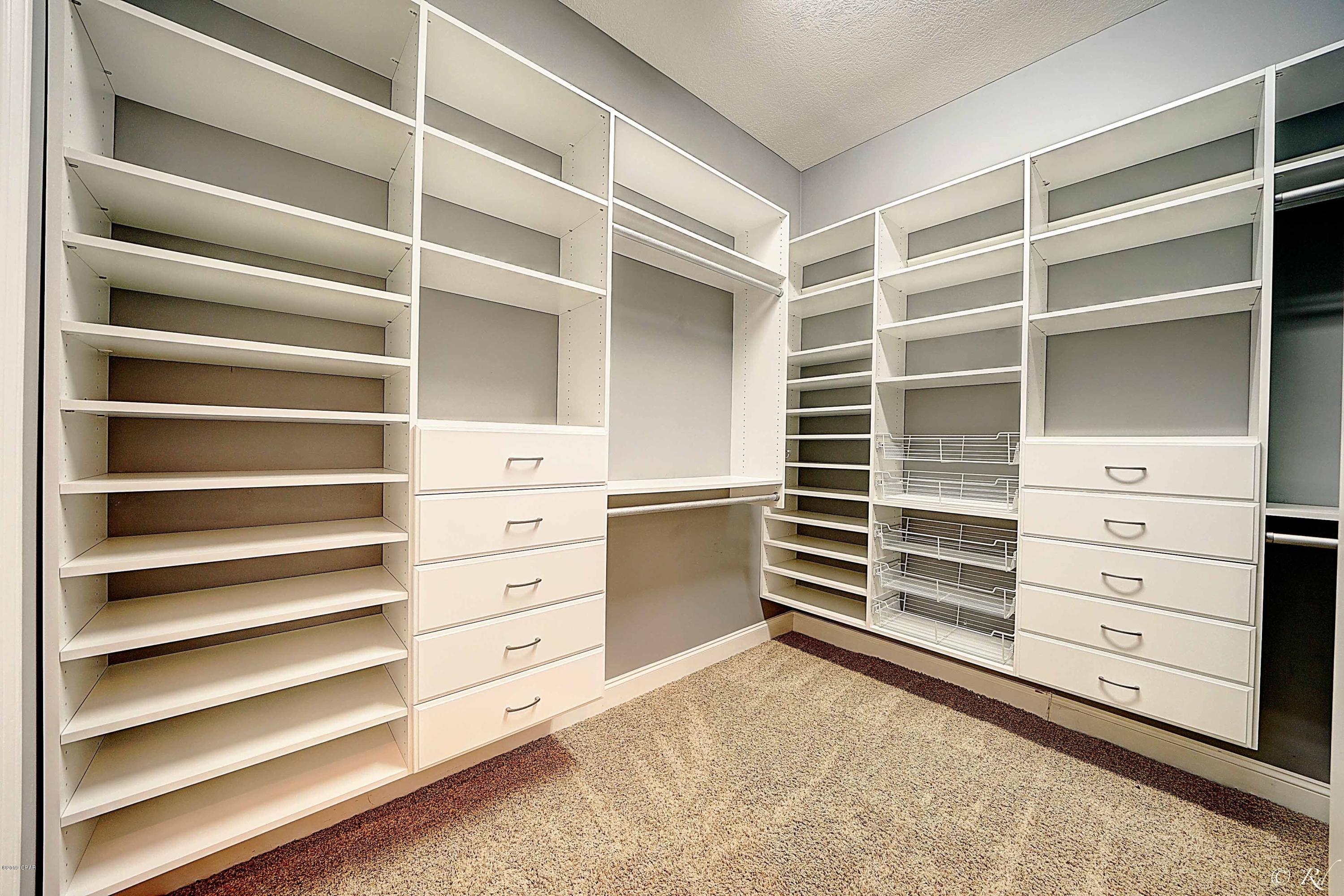 Hawks Landing - Residential