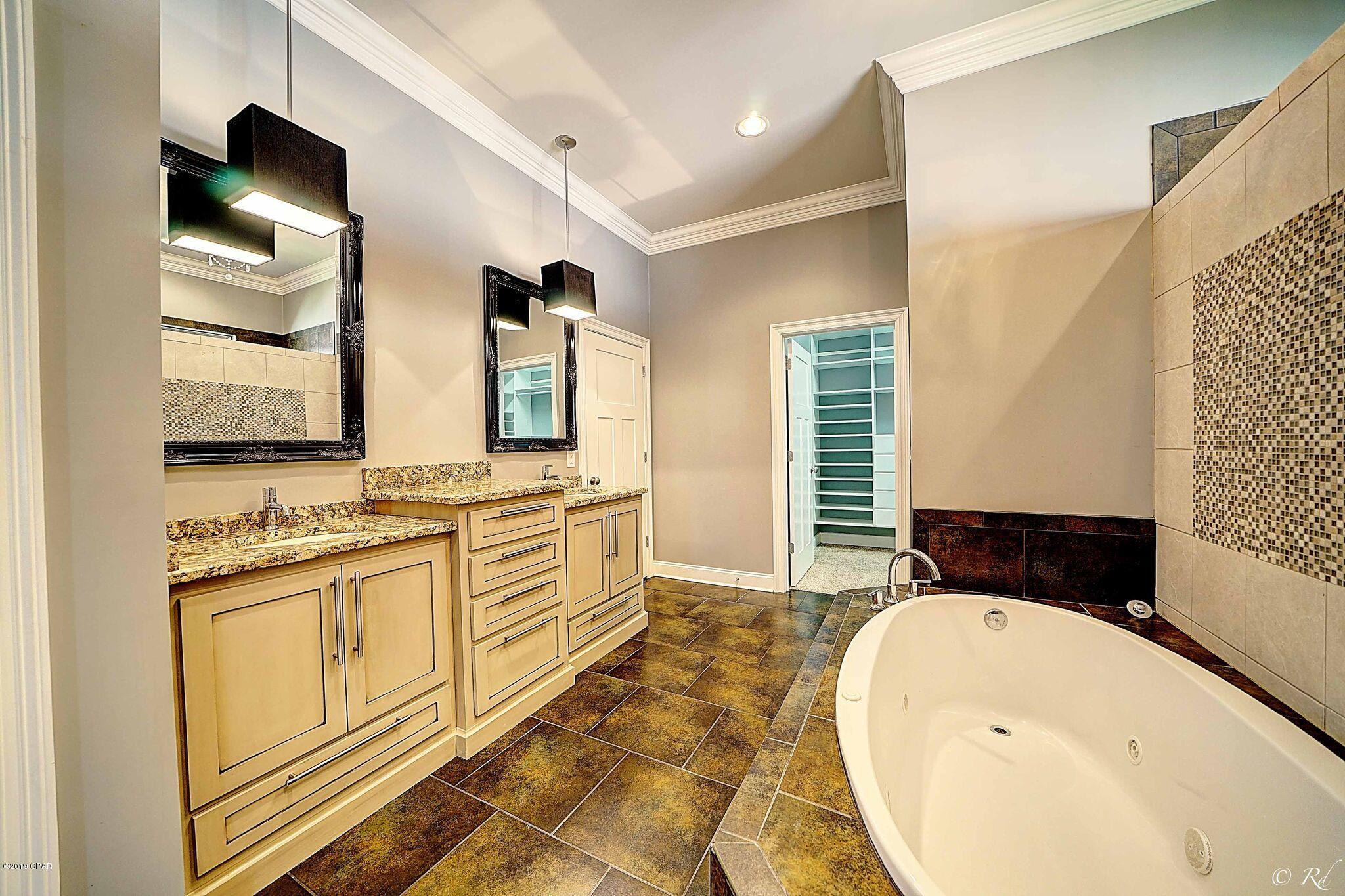 Hawks Landing - Residential