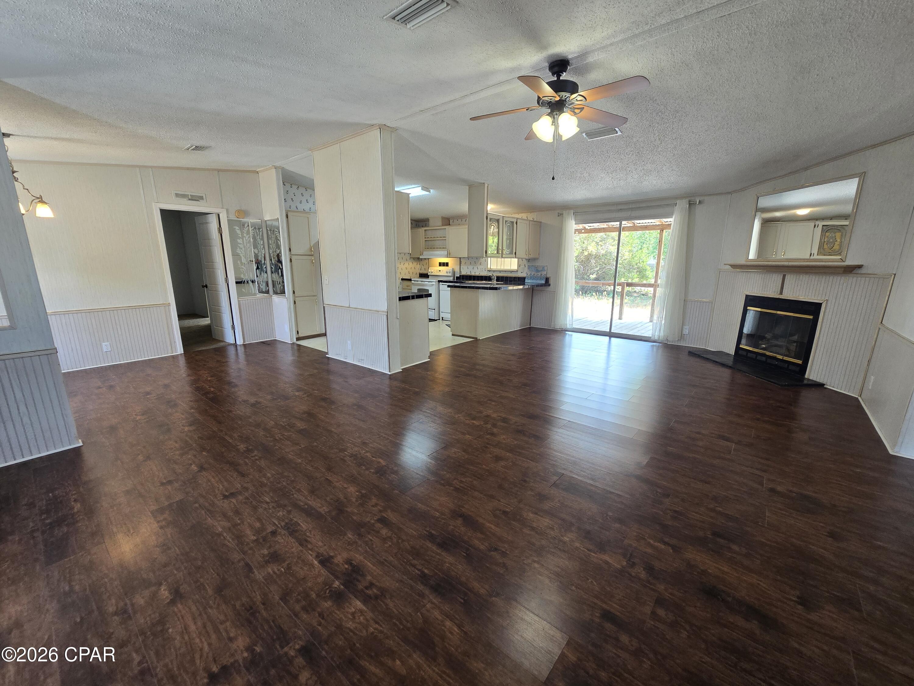 North Lagoon Oaks - Residential