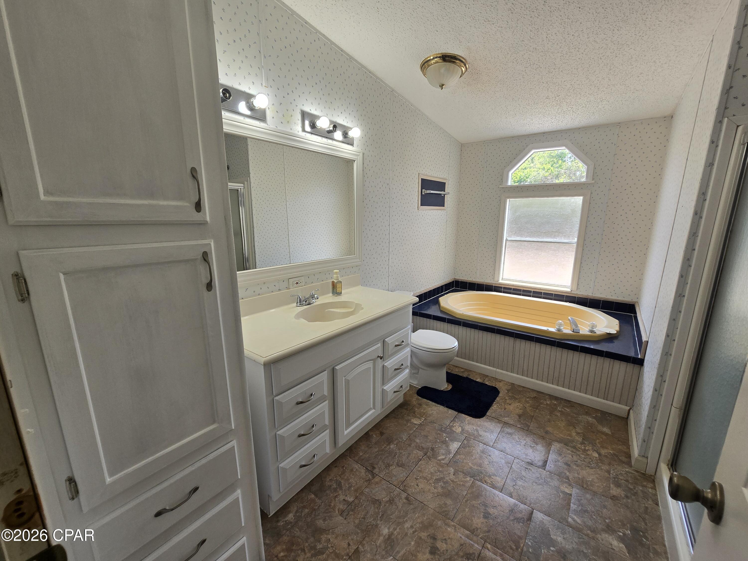 North Lagoon Oaks - Residential