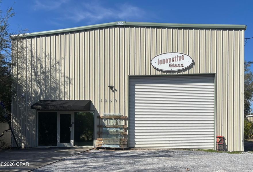 ***4,300 square foot warehouse building with INCREDIBLE rental opportunities!!!*** Currently being used as a glass manufacturing business, the downstairs office has a 19x16 lobby area, 7x14 office, 10x14 break room/kitchen, and men's and women's bathrooms. The warehouse is 24x70 total with a 20x20 separate room. Warehouse height is 25 feet at peak. Running the full length of the building is an upstairs office space(20x70 heated and cooled with 9 foot ceilings) that can be used as a rental for a completely different business. All of the upstairs office furniture stays as well as 2 of the downstairs office desks. New upstairs A/C, new T-stat downstairs, both A/C units have UV cleaners on them. 50 ROOF SOLAR PANELS!!! Average monthly bill with no upstairs renters is $32 a month. There is a well onsite that would need a pump. Hurry up and call me before this money making income opportunity gets away!! All information is approximate and should be verified by buyers if important.