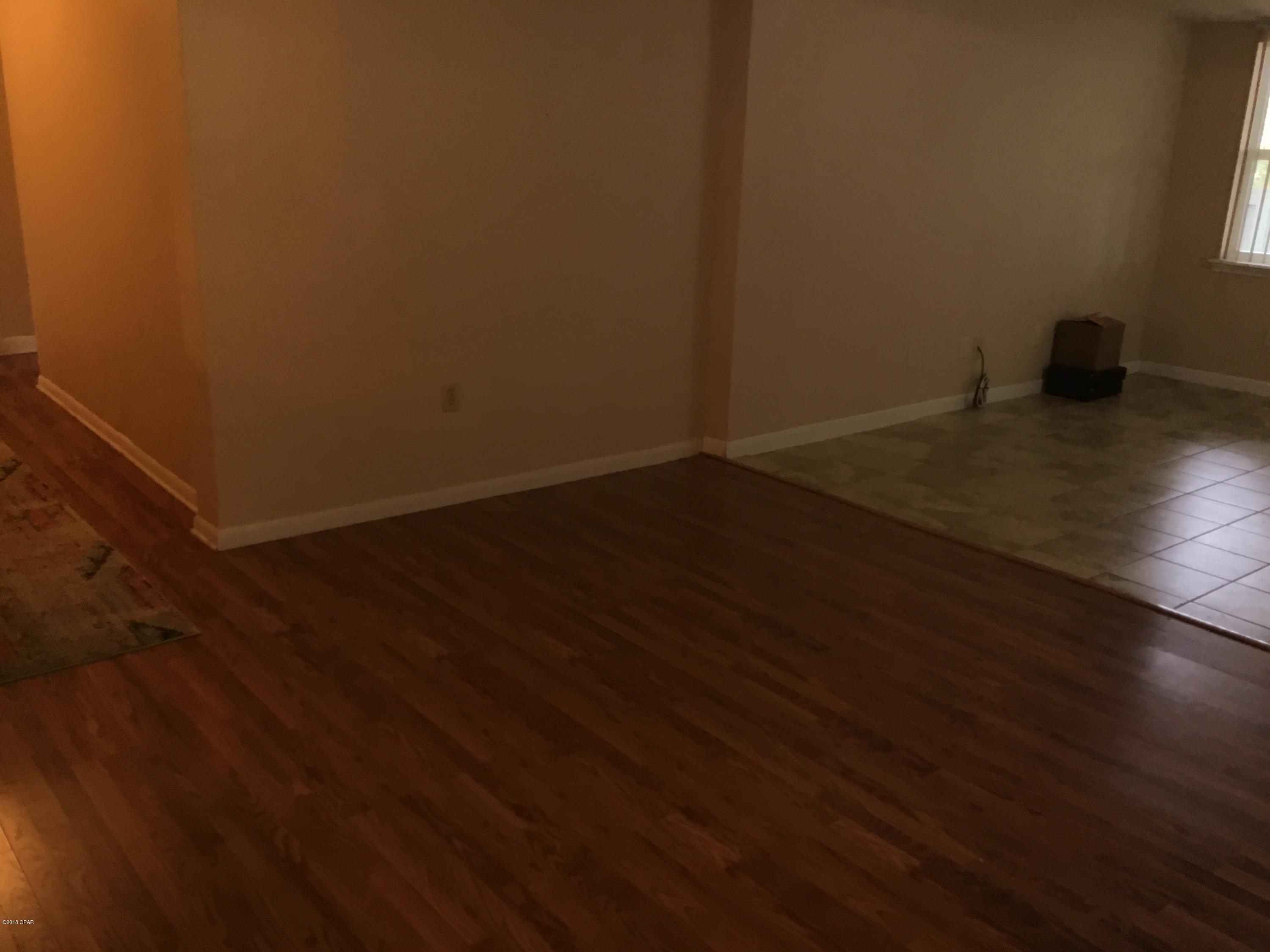 [No Recorded Subdiv] - Residential Lease