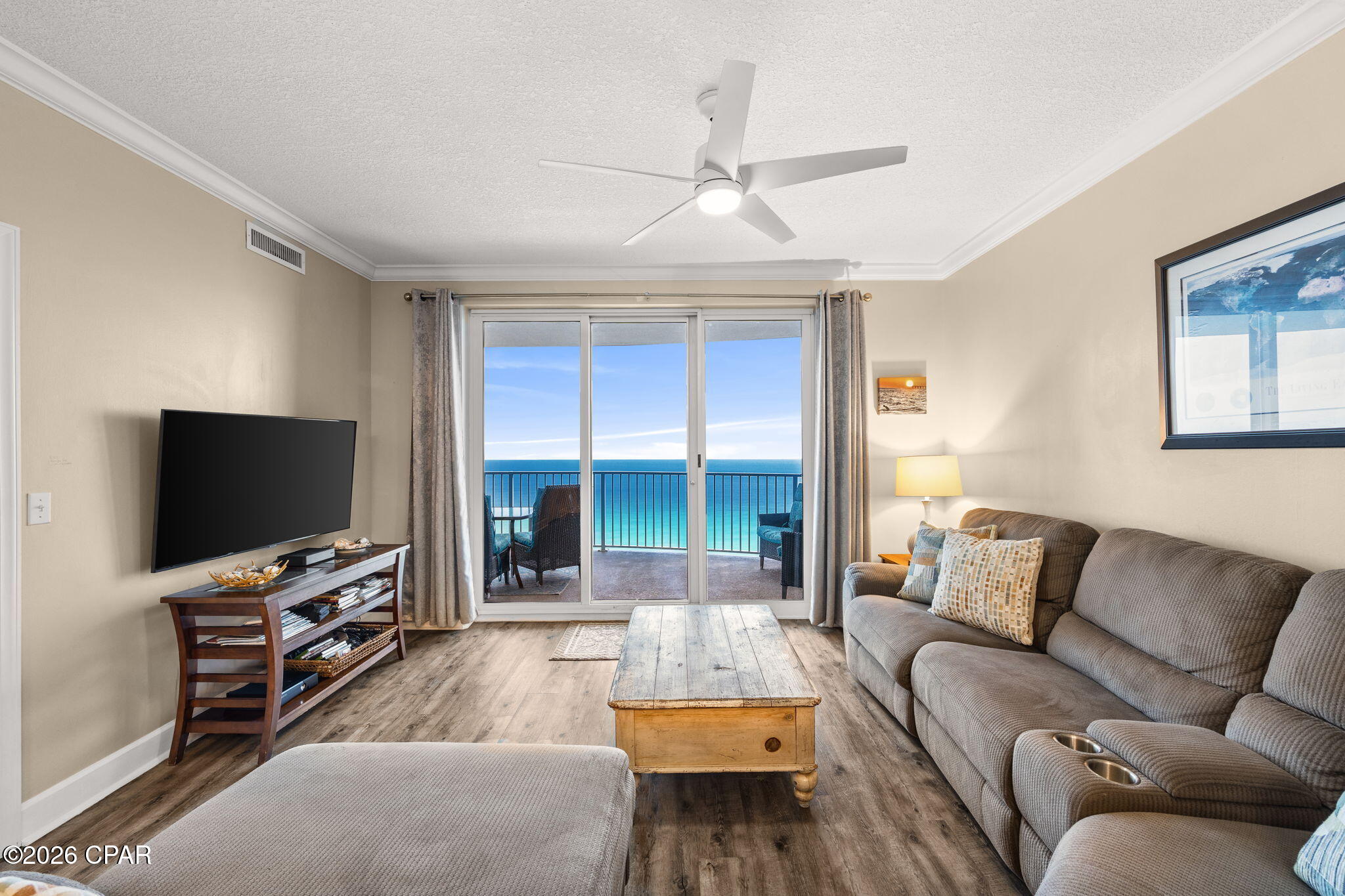 Twin Palms Resort - Residential