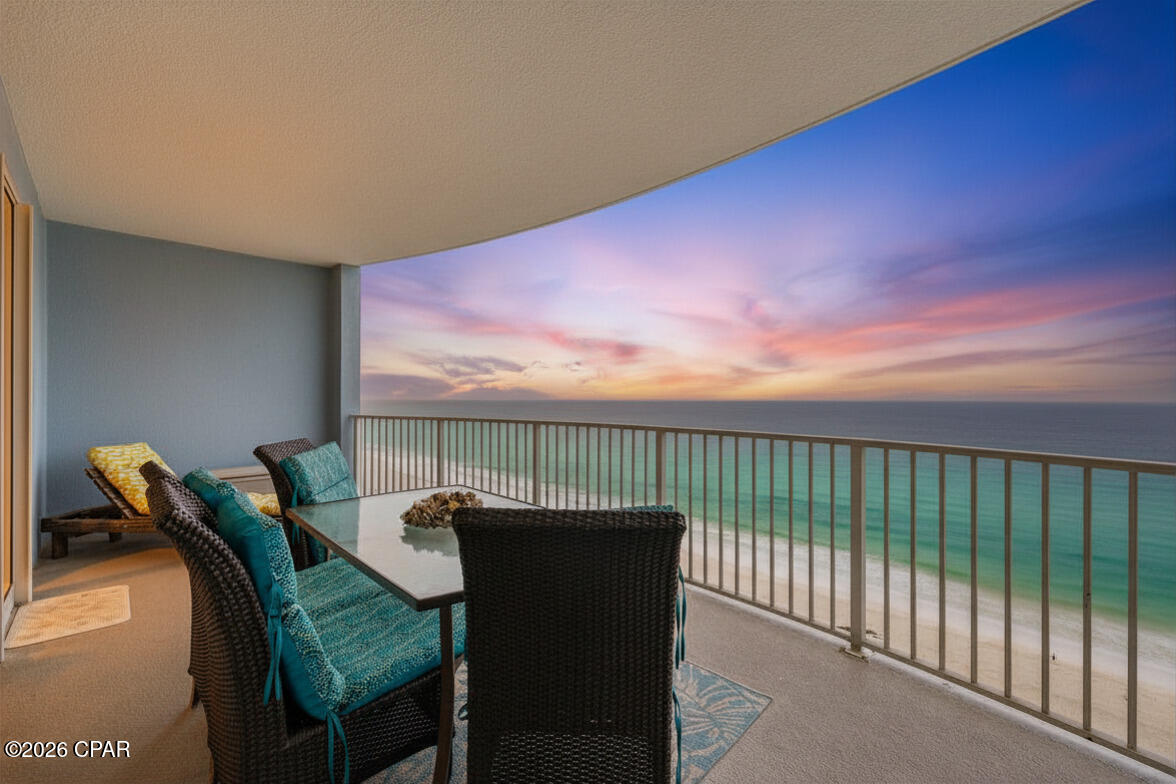 Twin Palms Resort - Residential