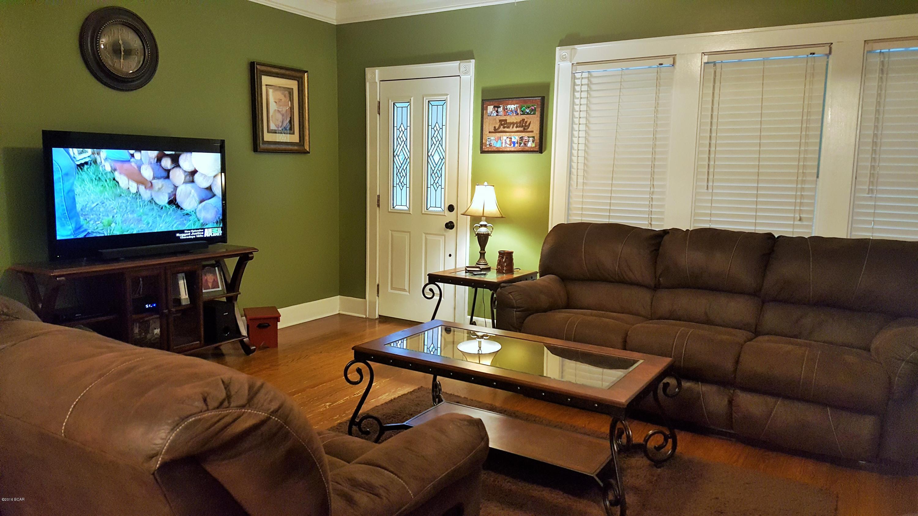 [No Recorded Subdiv] - Residential