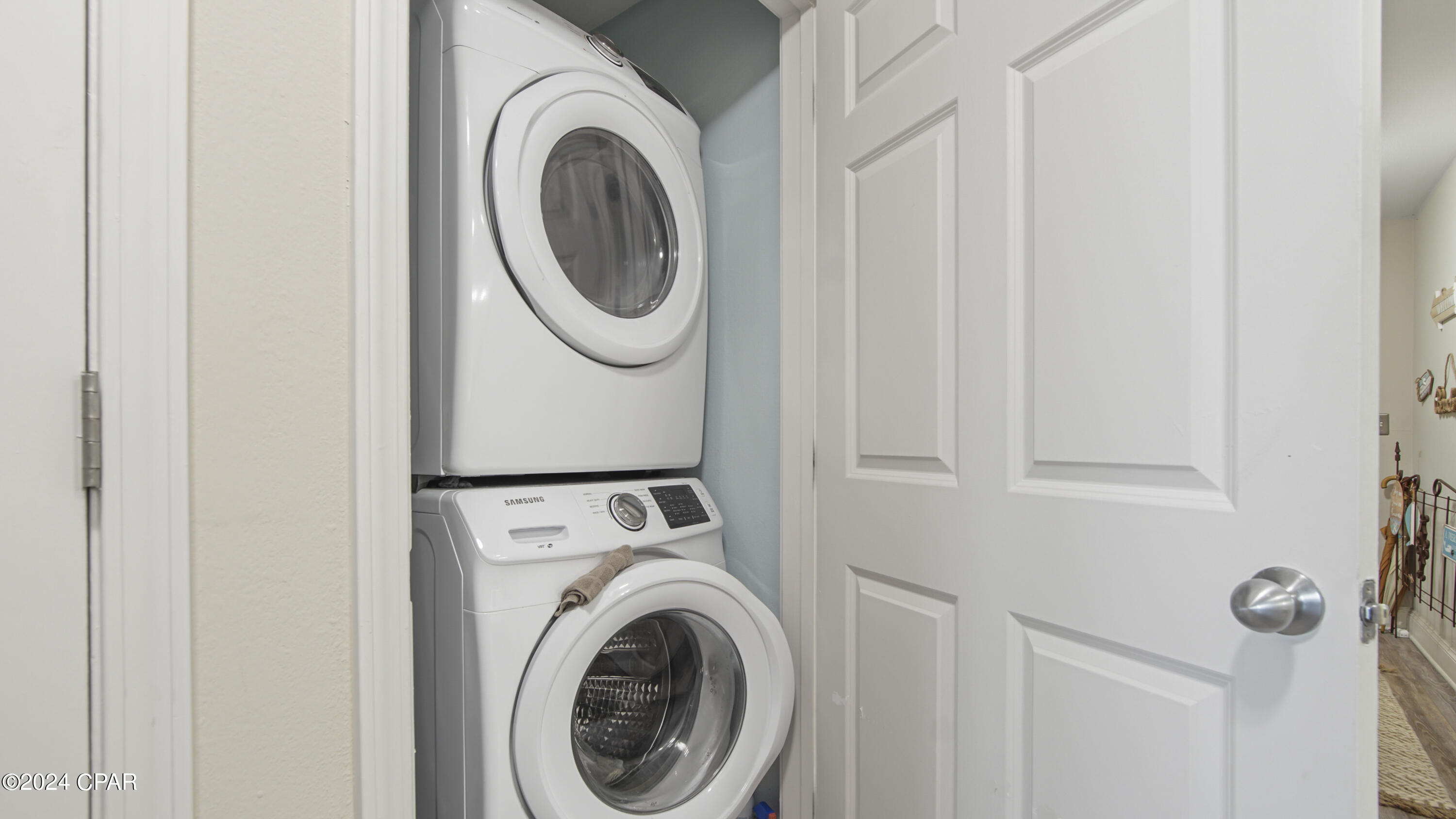 Laketown Wharf - Residential