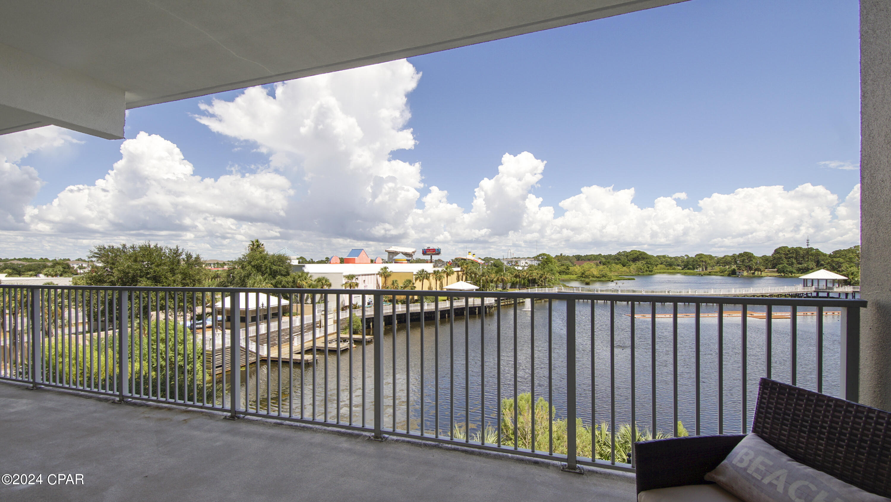 Laketown Wharf - Residential