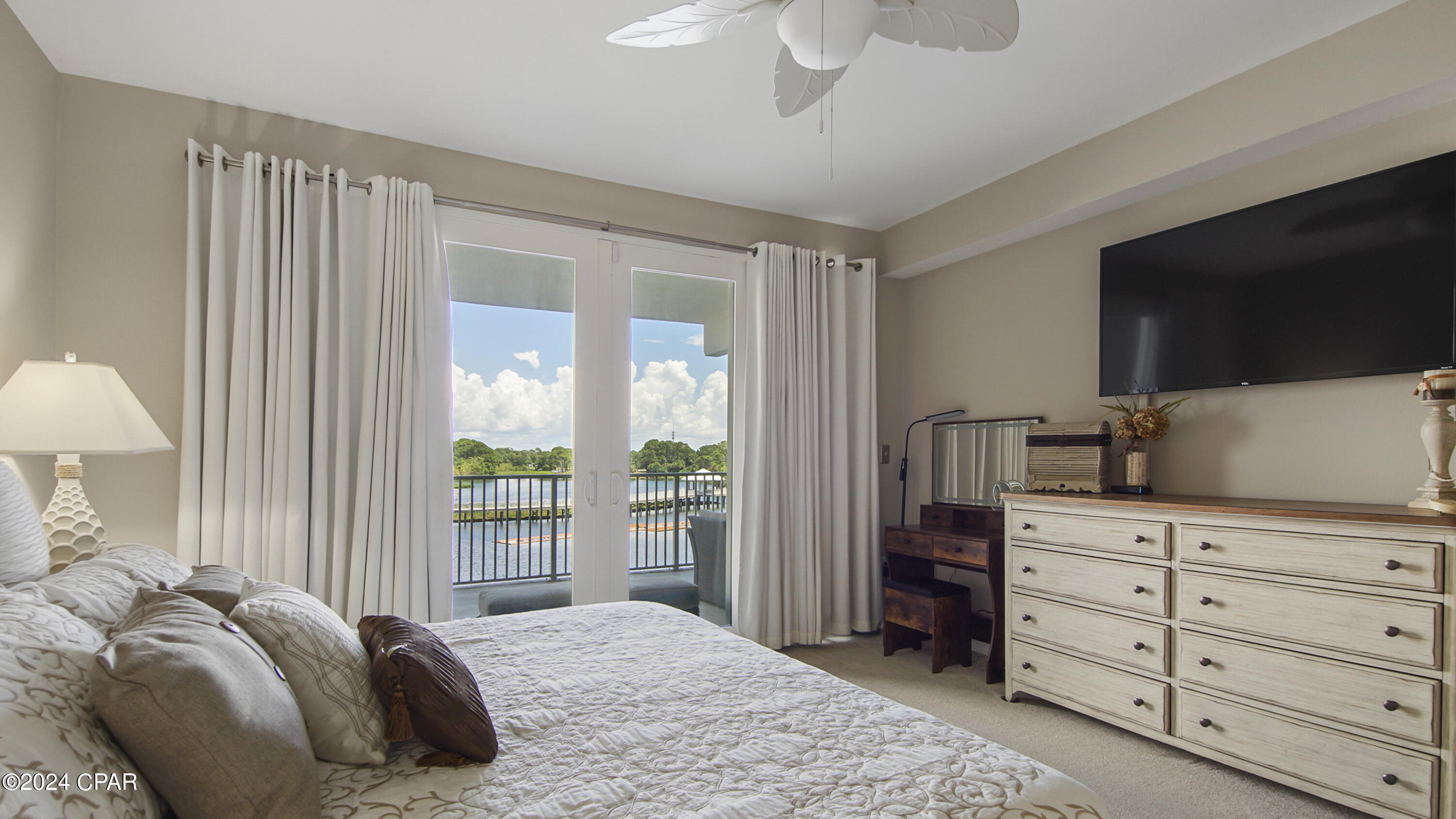 Laketown Wharf - Residential