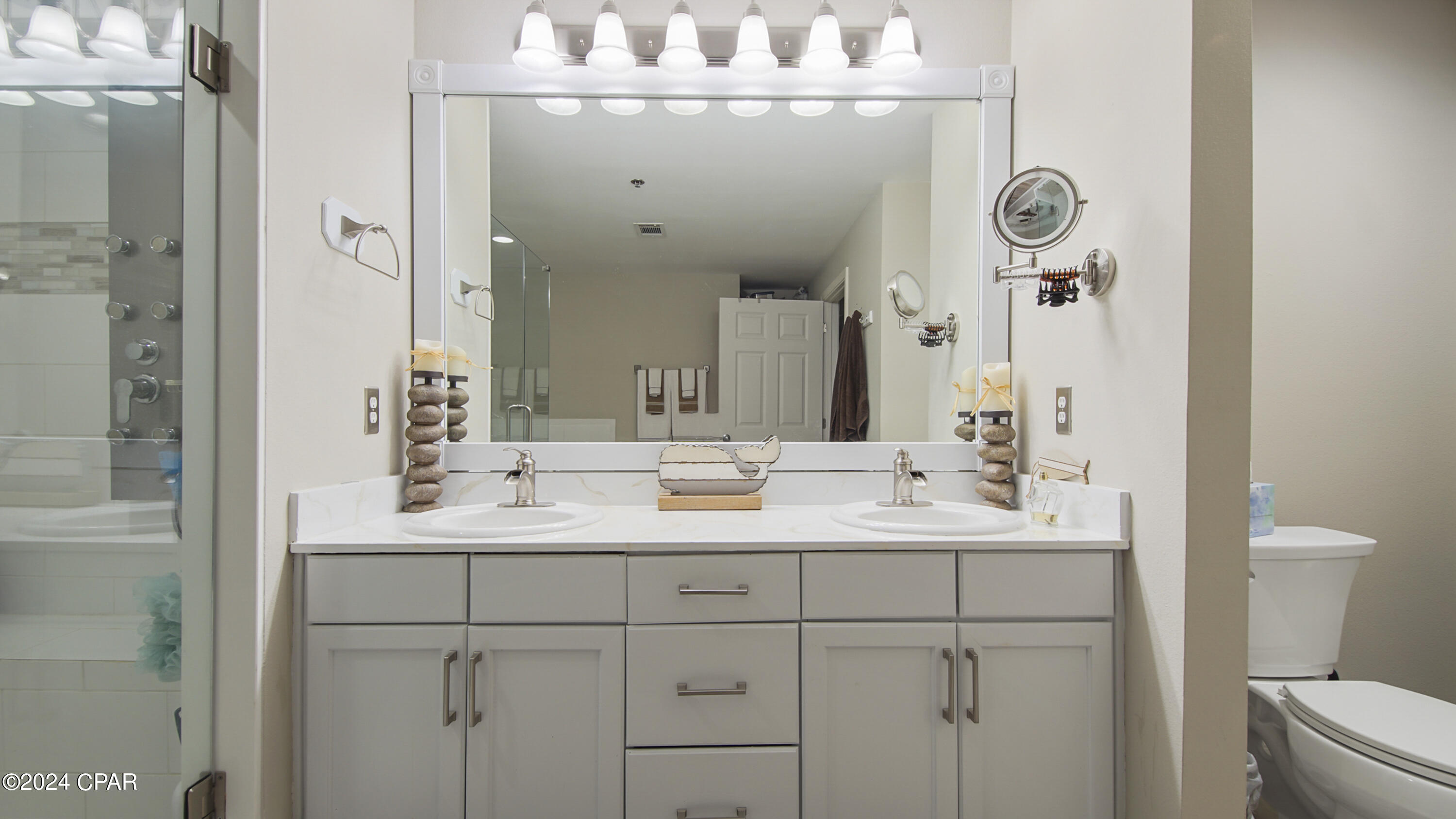 Laketown Wharf - Residential