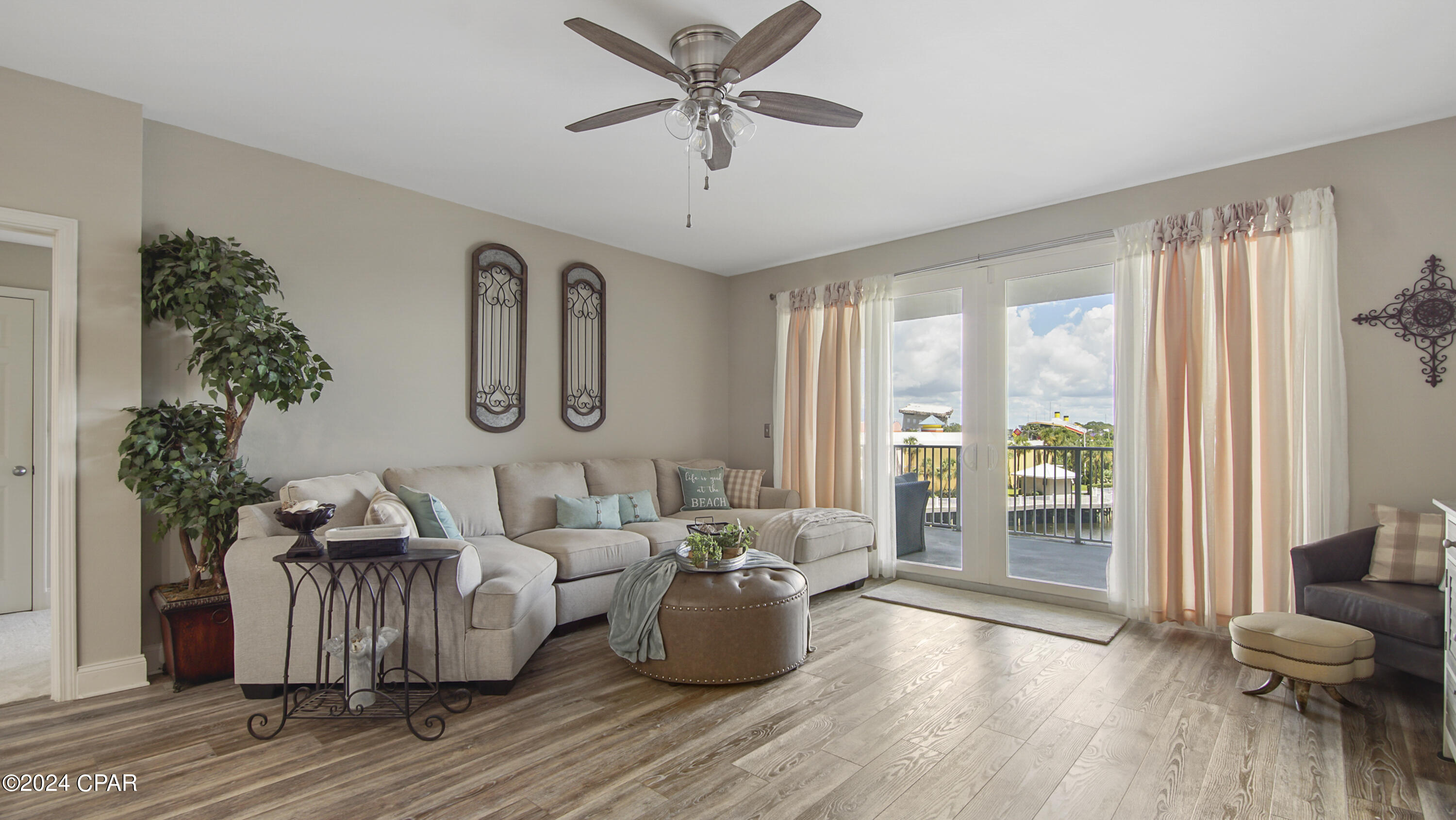 Laketown Wharf - Residential