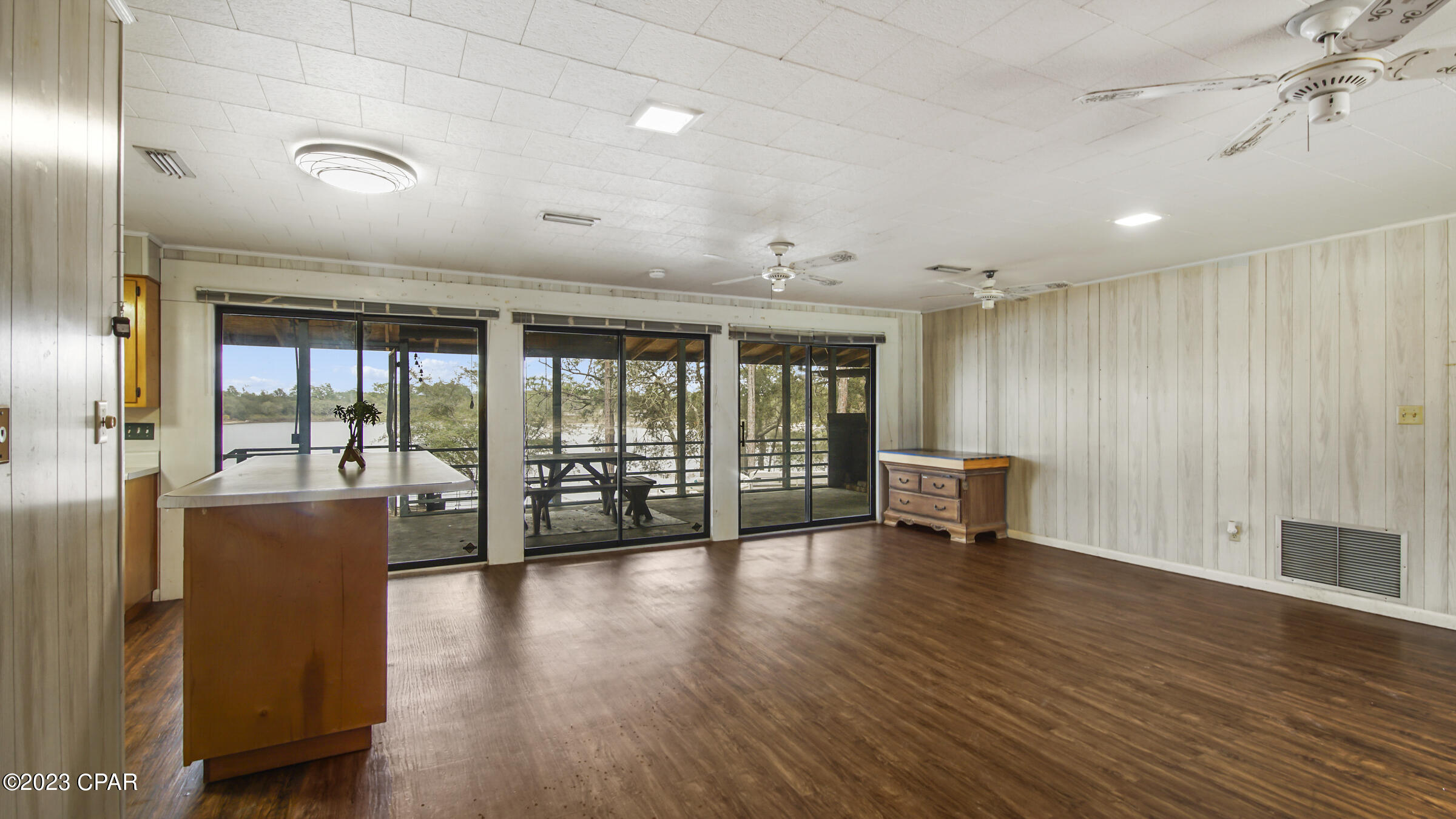 Chain Lakes - Residential