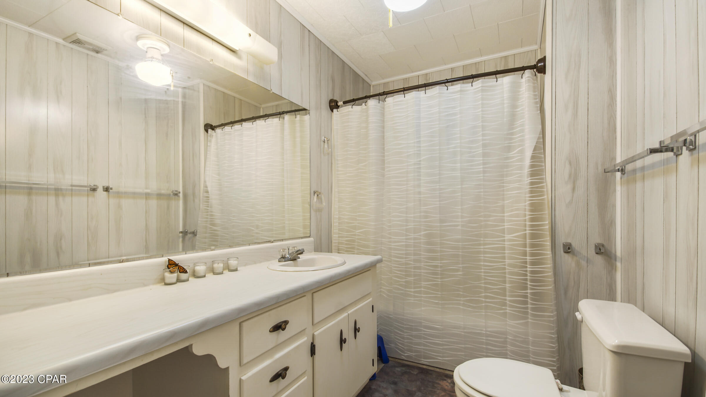 Chain Lakes - Residential