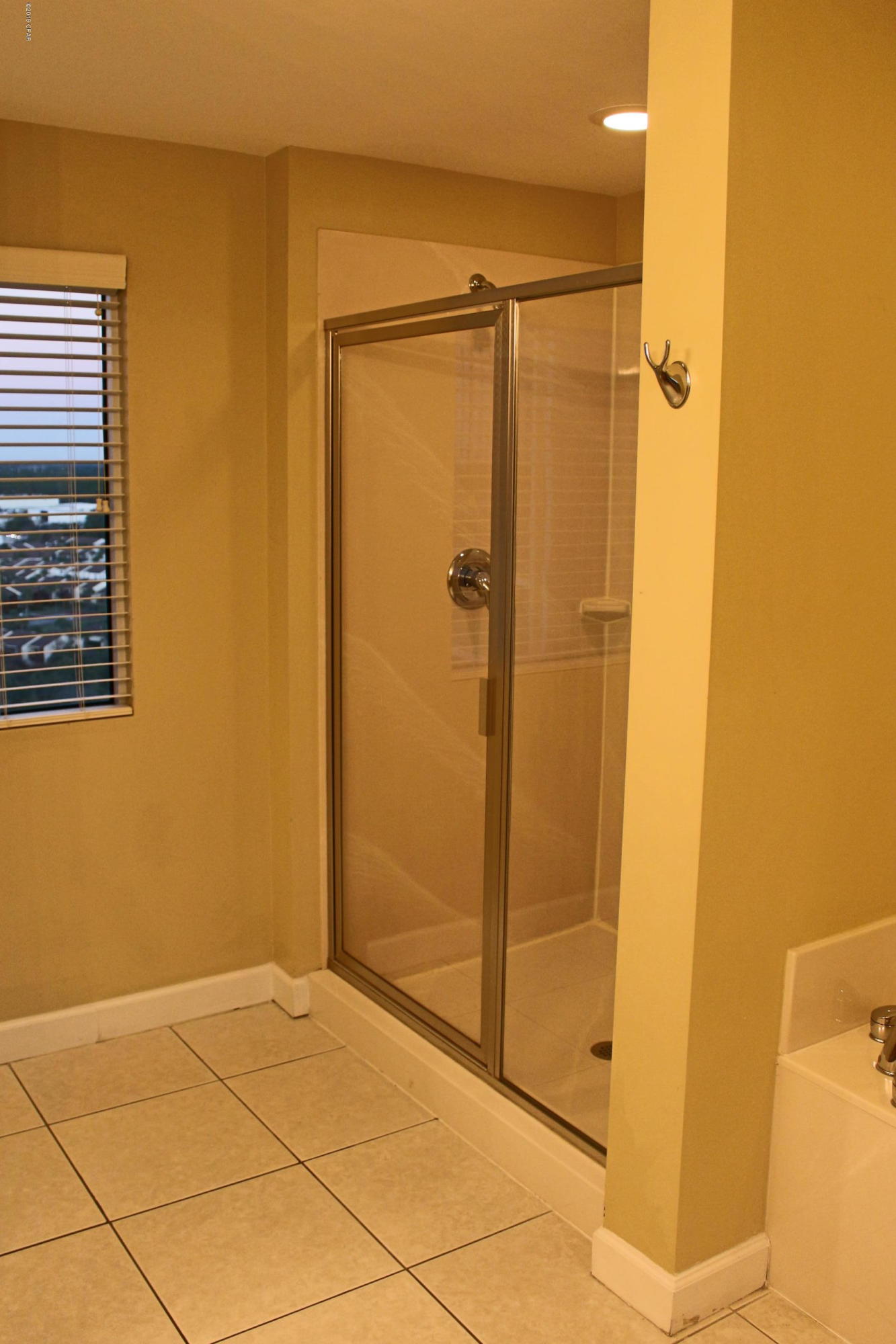 Splash Condo - Residential