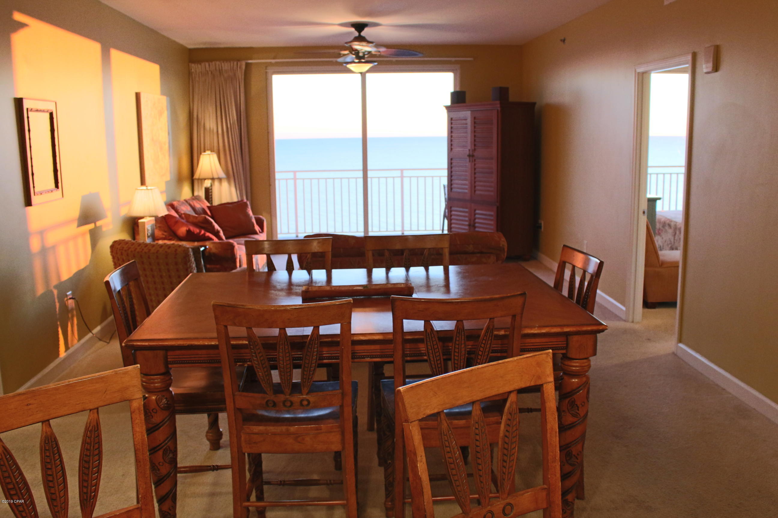 Splash Condo - Residential