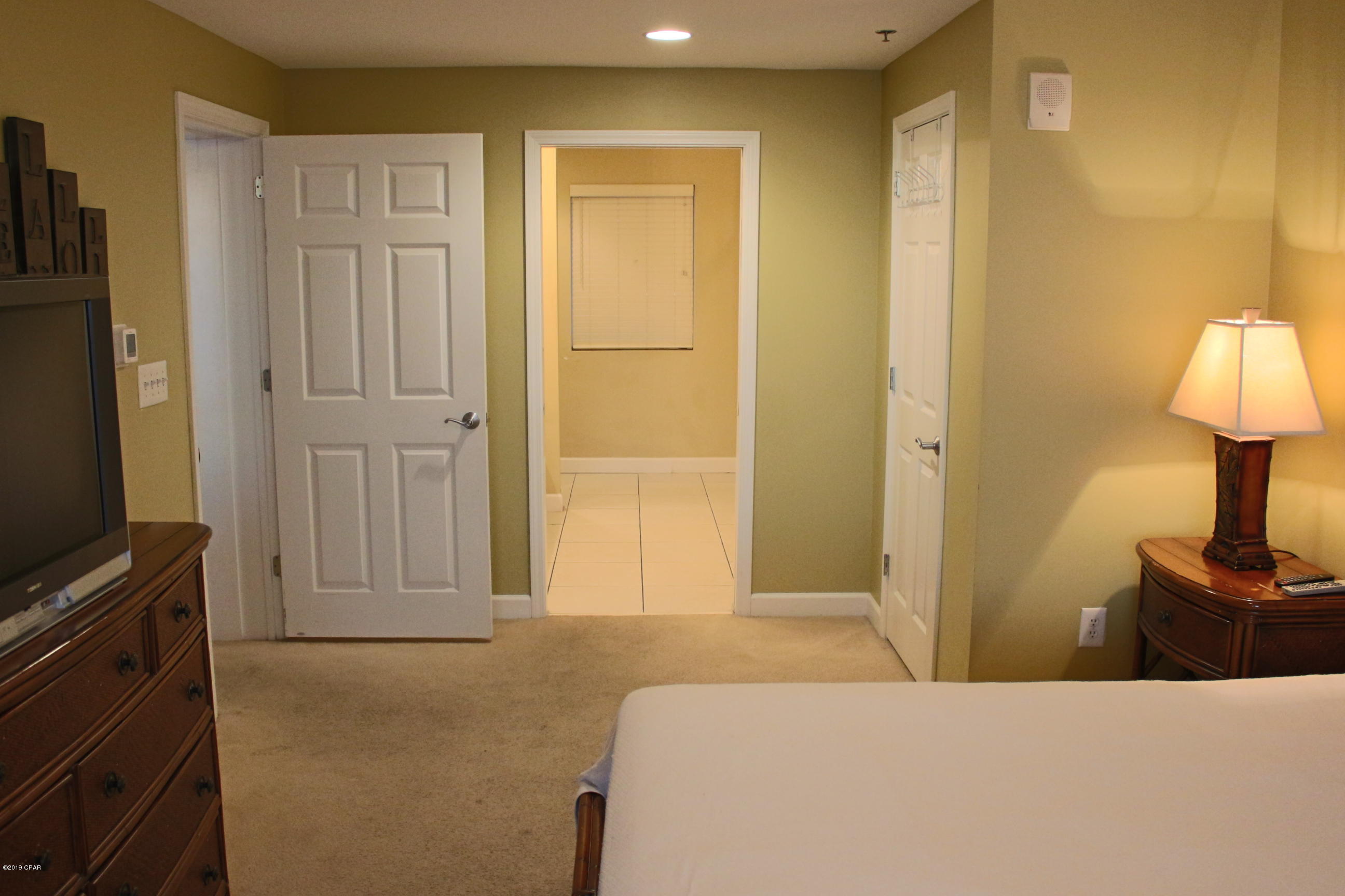 Splash Condo - Residential