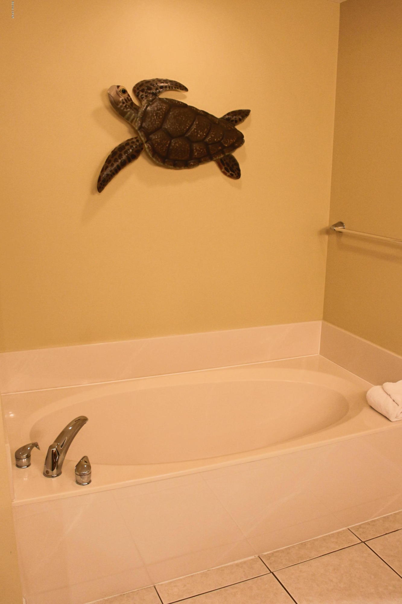 Splash Condo - Residential