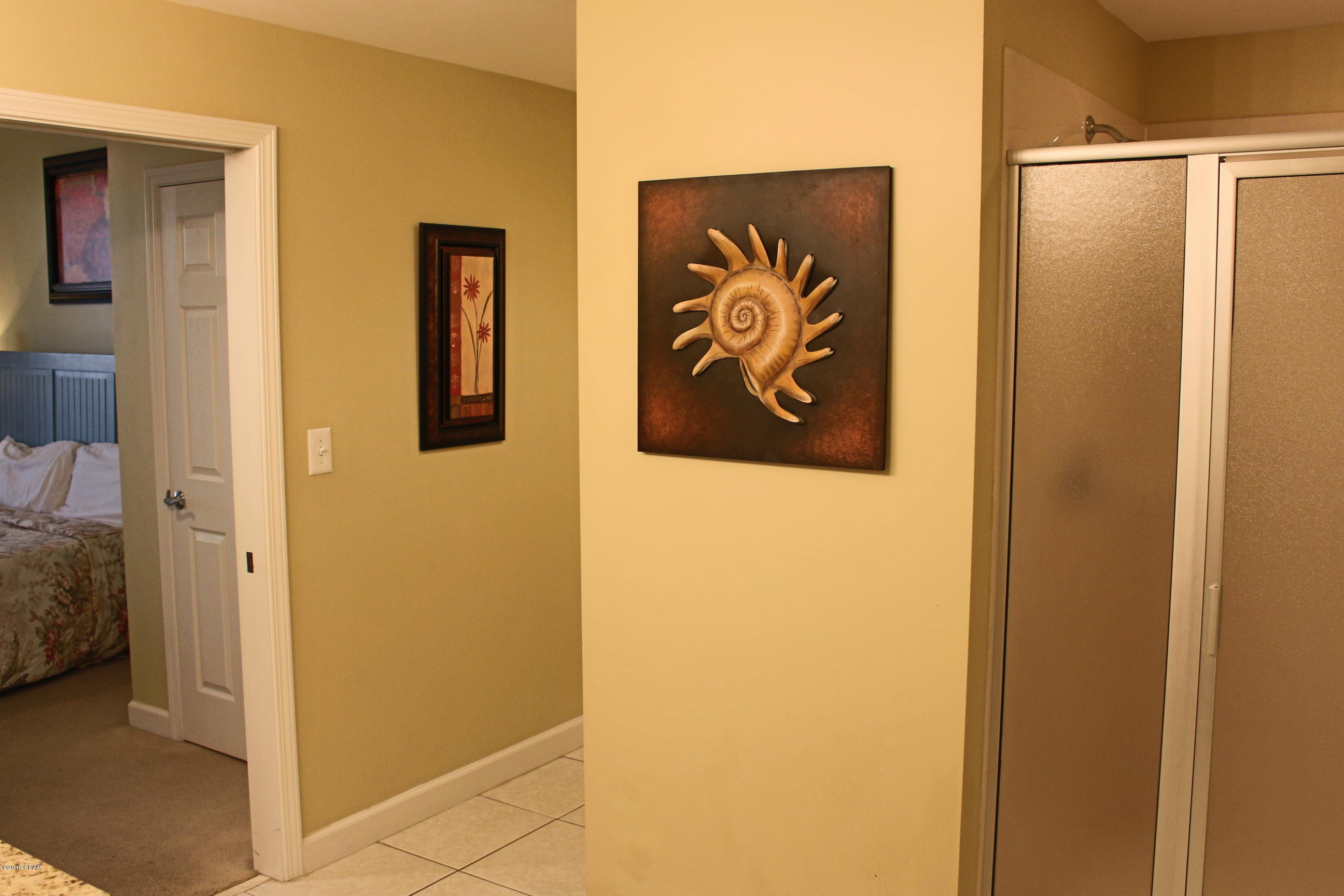 Splash Condo - Residential