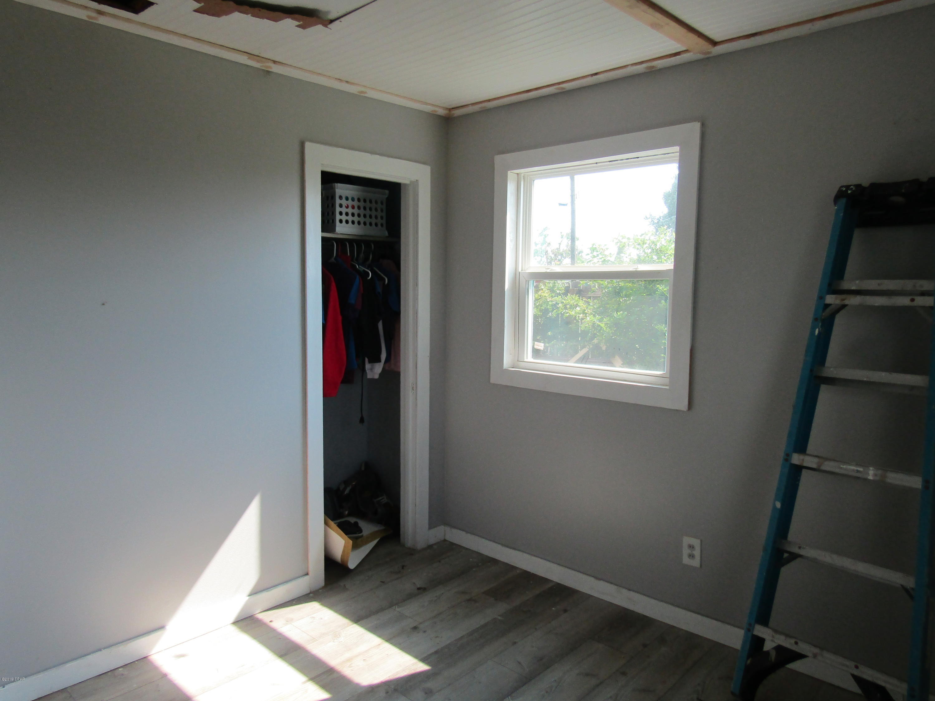 Hentz 1st Add Unit B - Residential