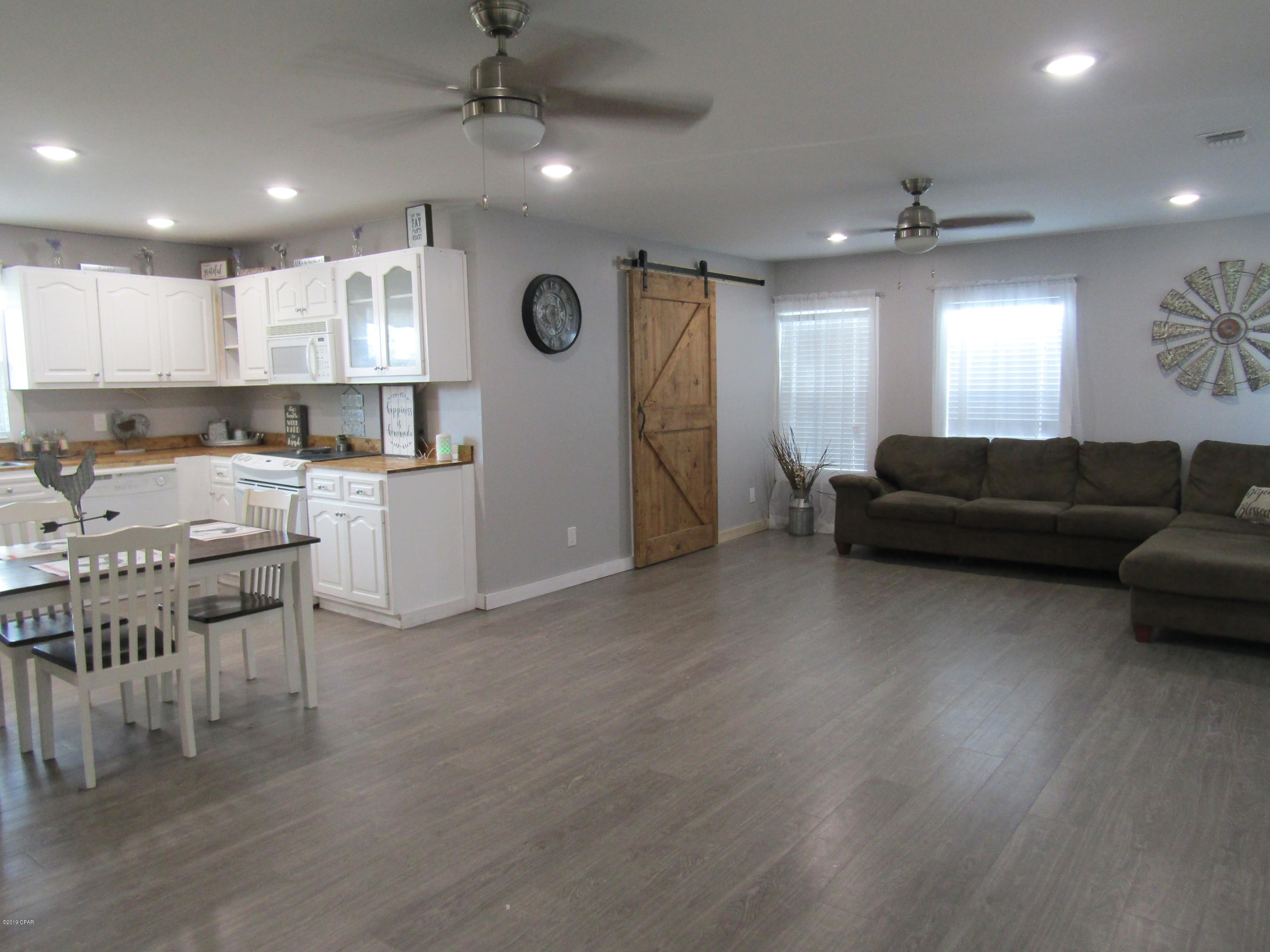 Hentz 1st Add Unit B - Residential