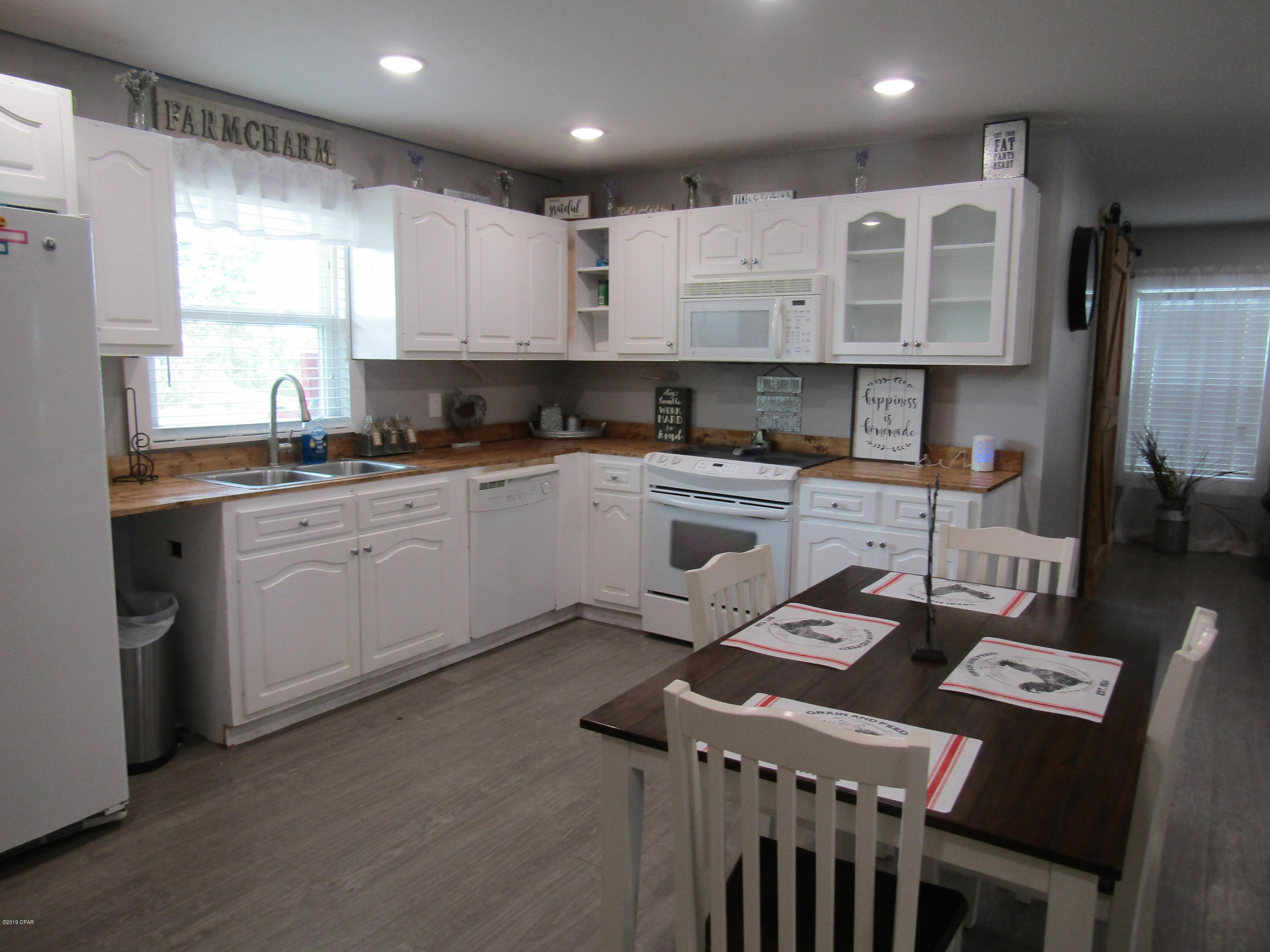 Hentz 1st Add Unit B - Residential