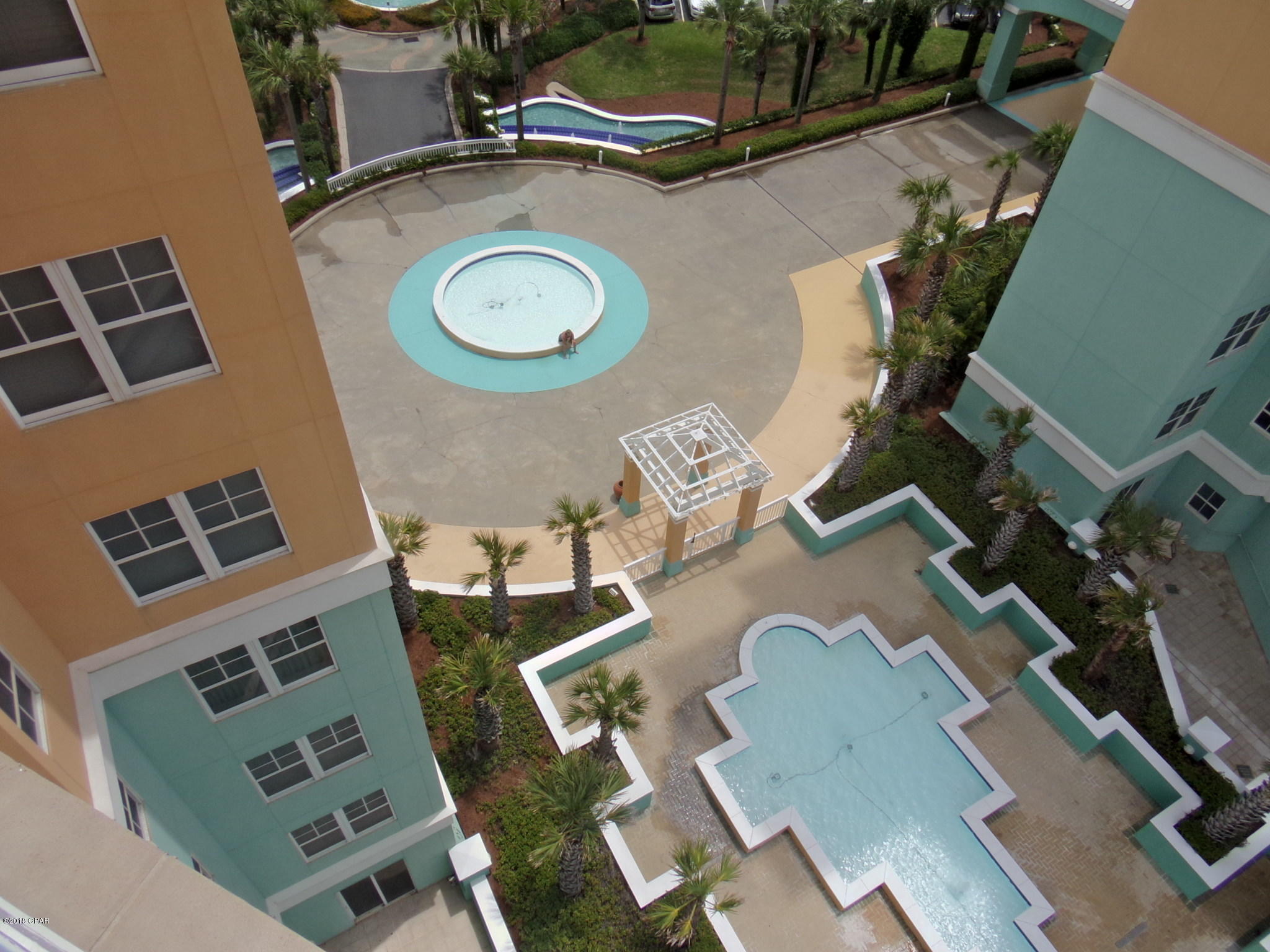 En Soleil Condo - Residential