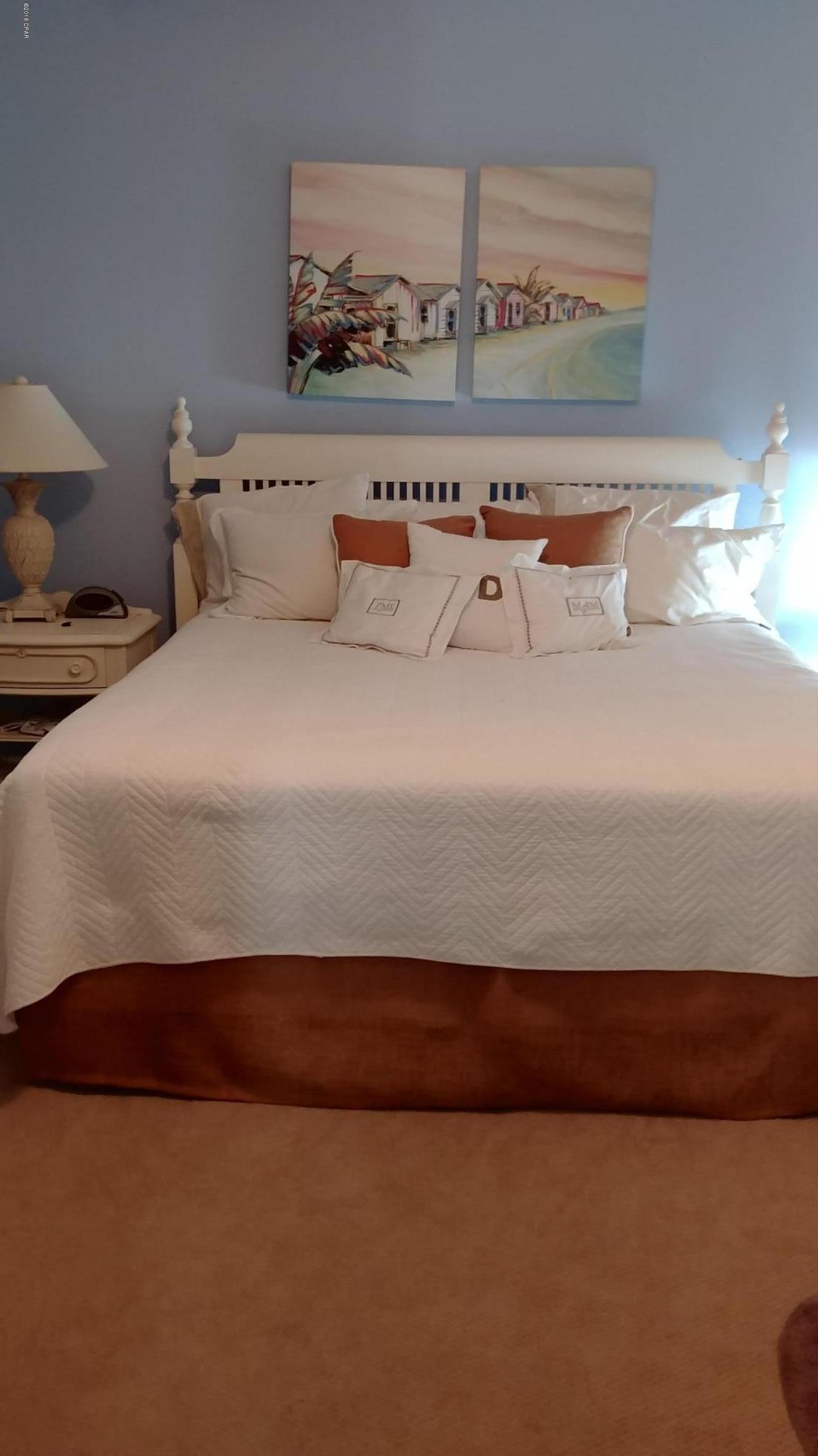 En Soleil Condo - Residential