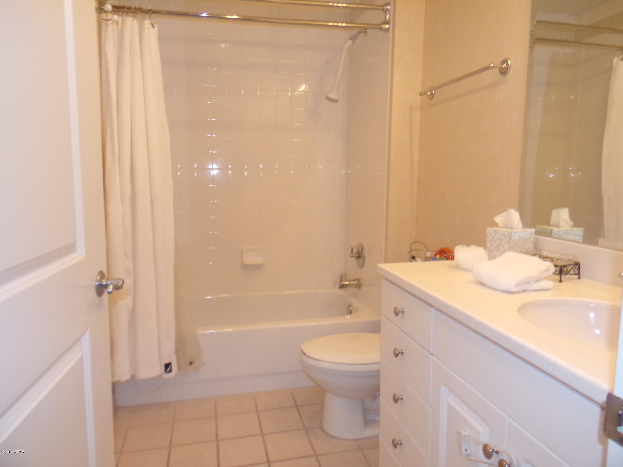 En Soleil Condo - Residential